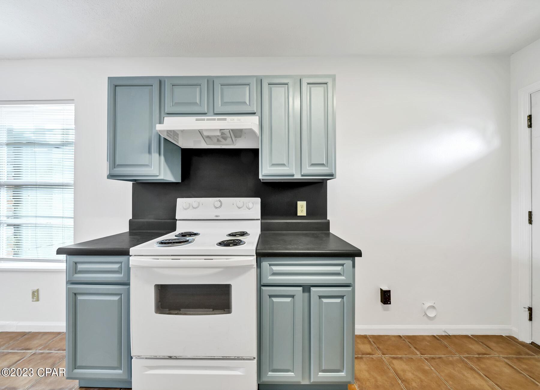 Lakeside Villas - Residential