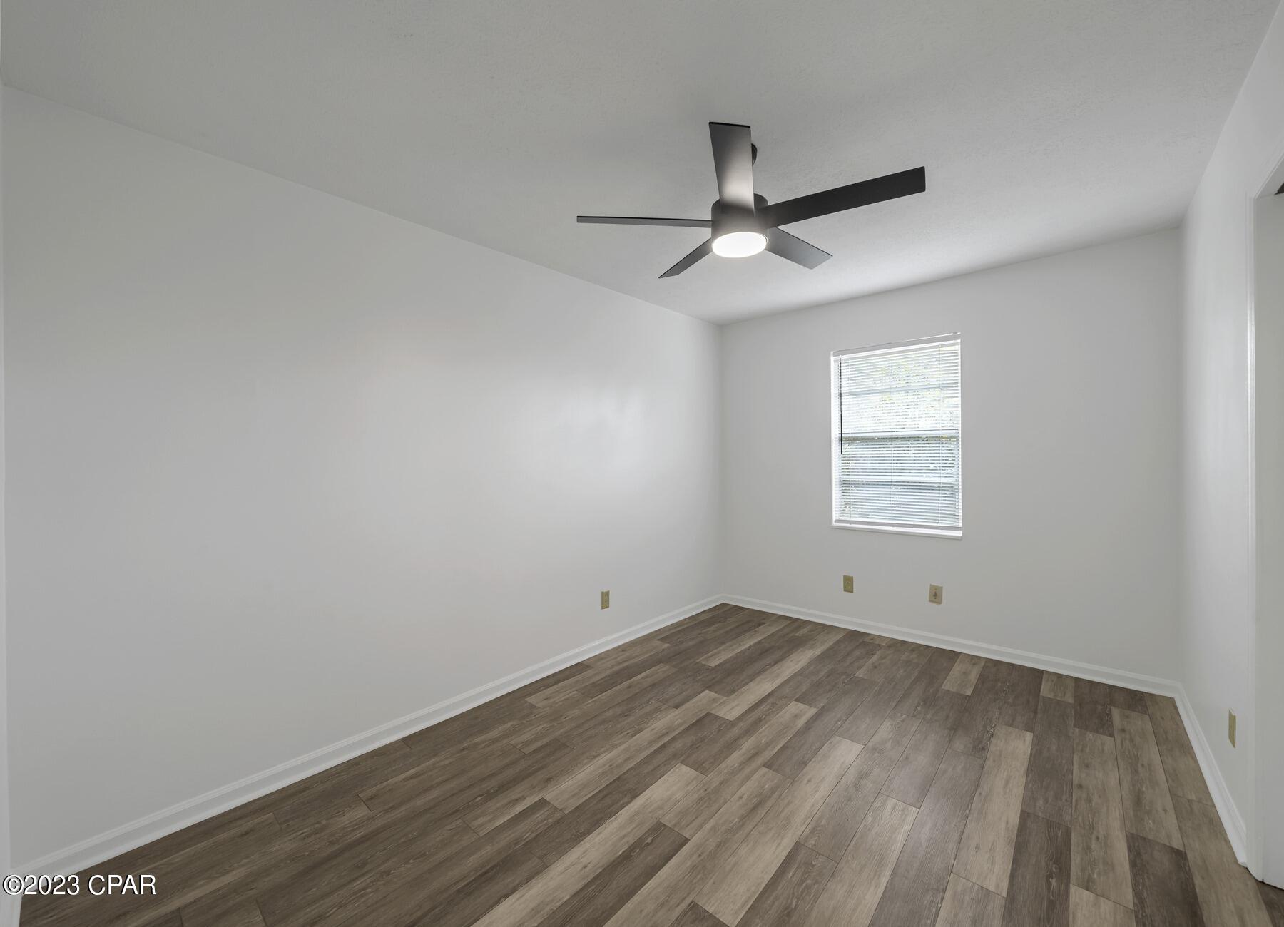 Lakeside Villas - Residential