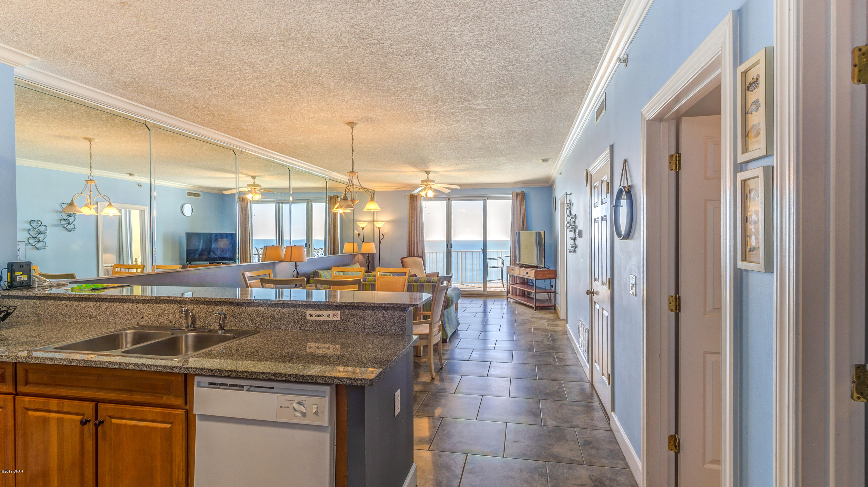 Twin Palms Resort - Residential