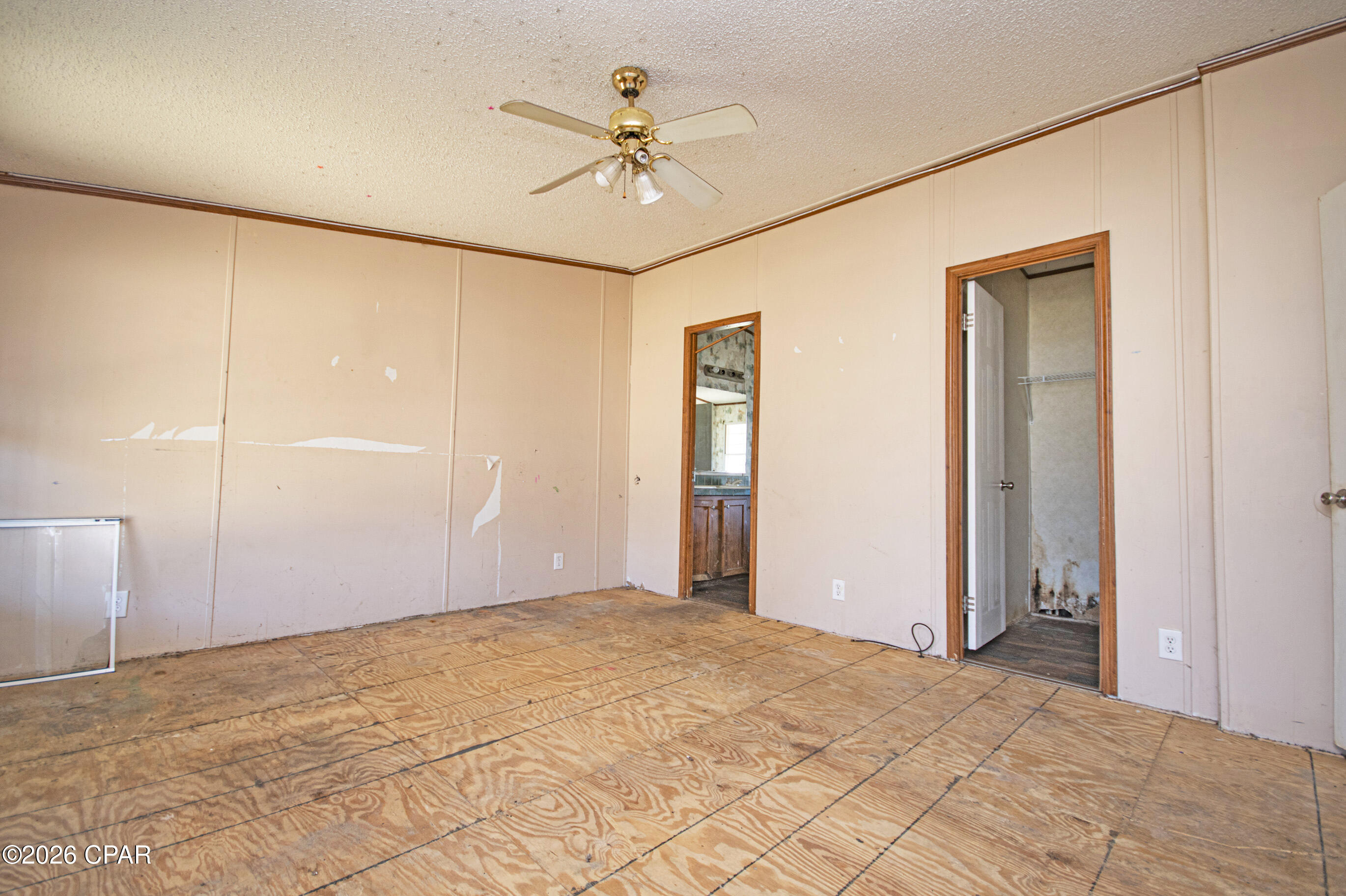 [No Recorded Subdiv] - Land