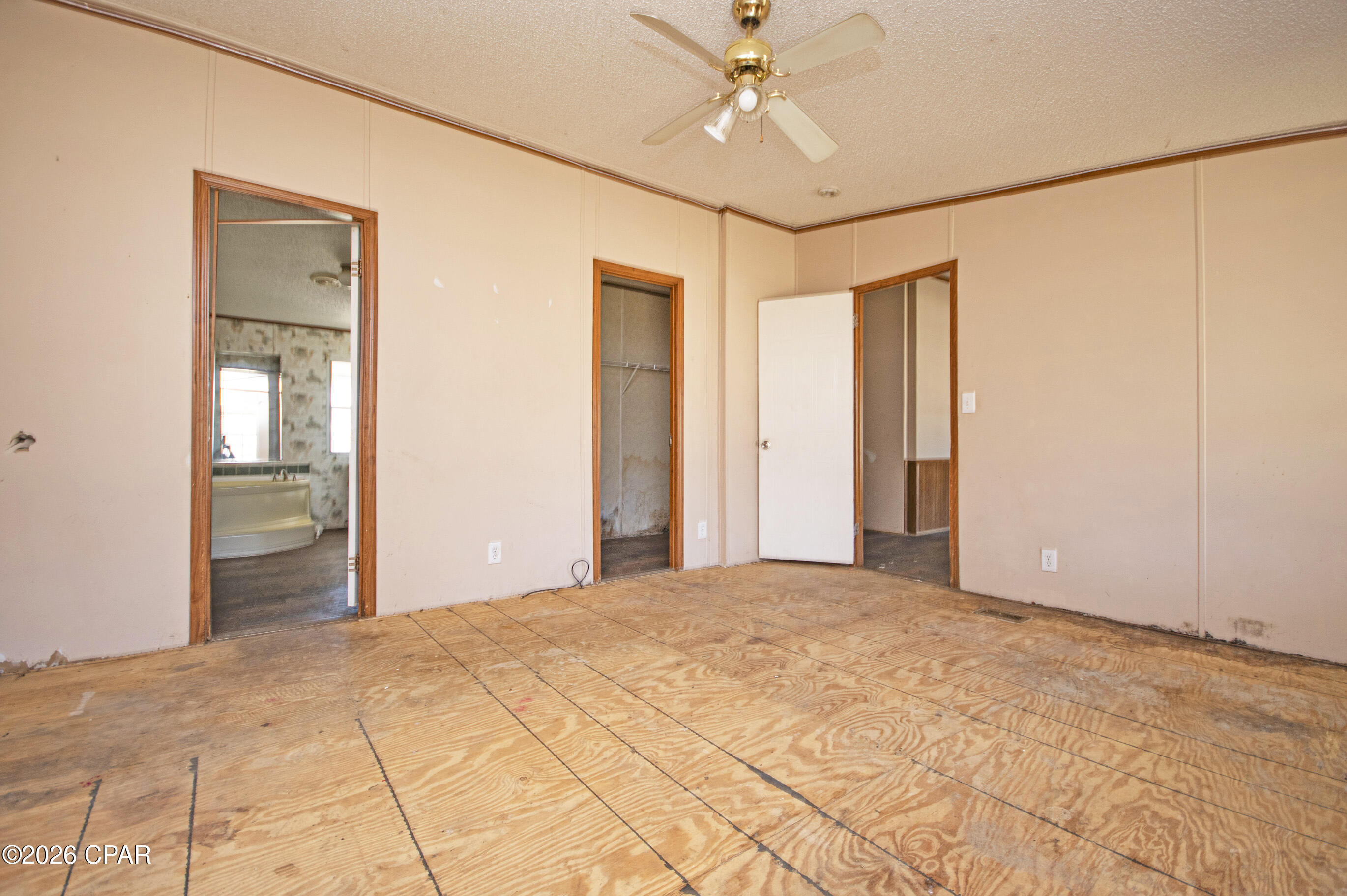 [No Recorded Subdiv] - Land