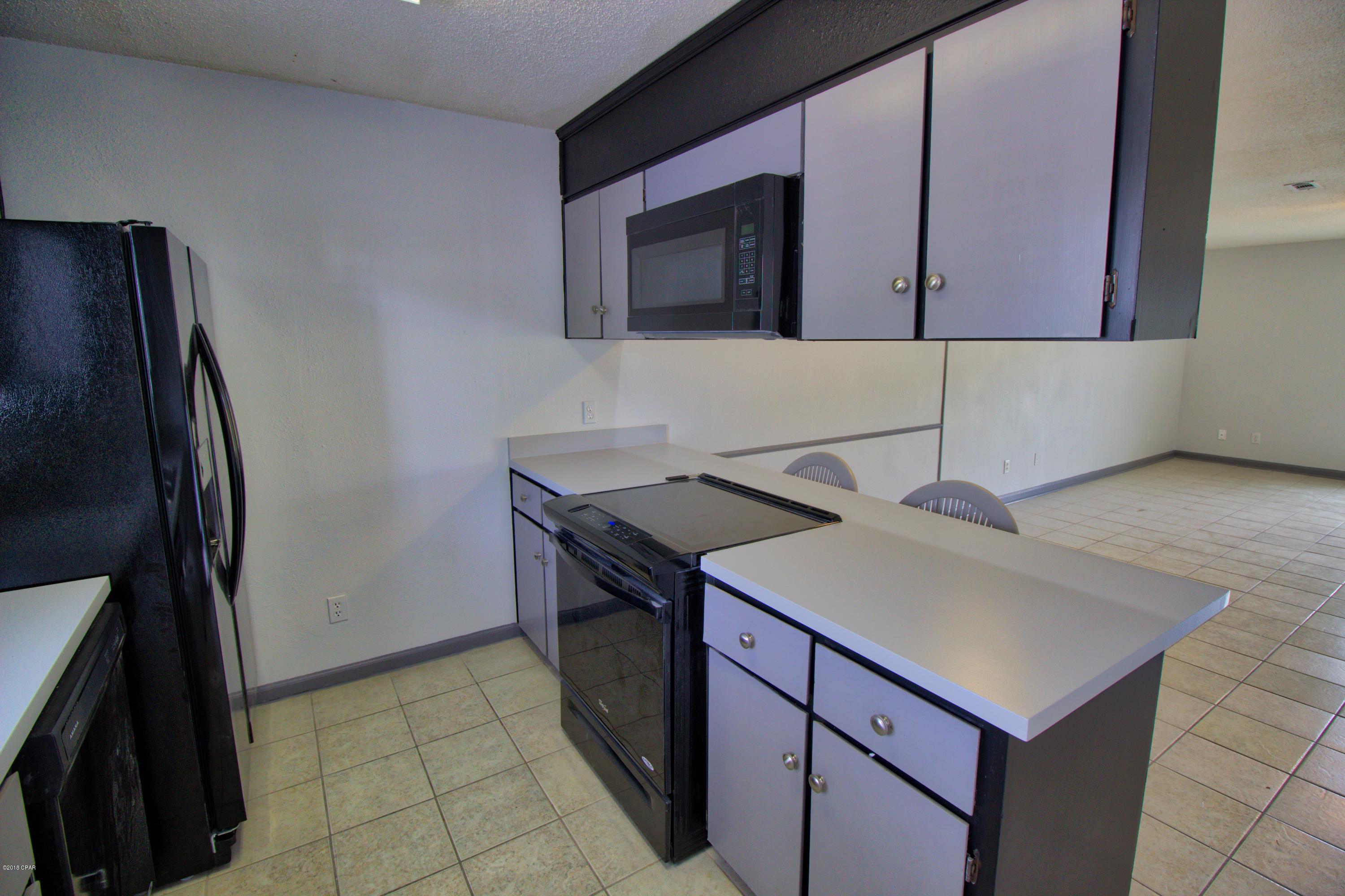 Holiday Beach Unit 8 - Residential Lease