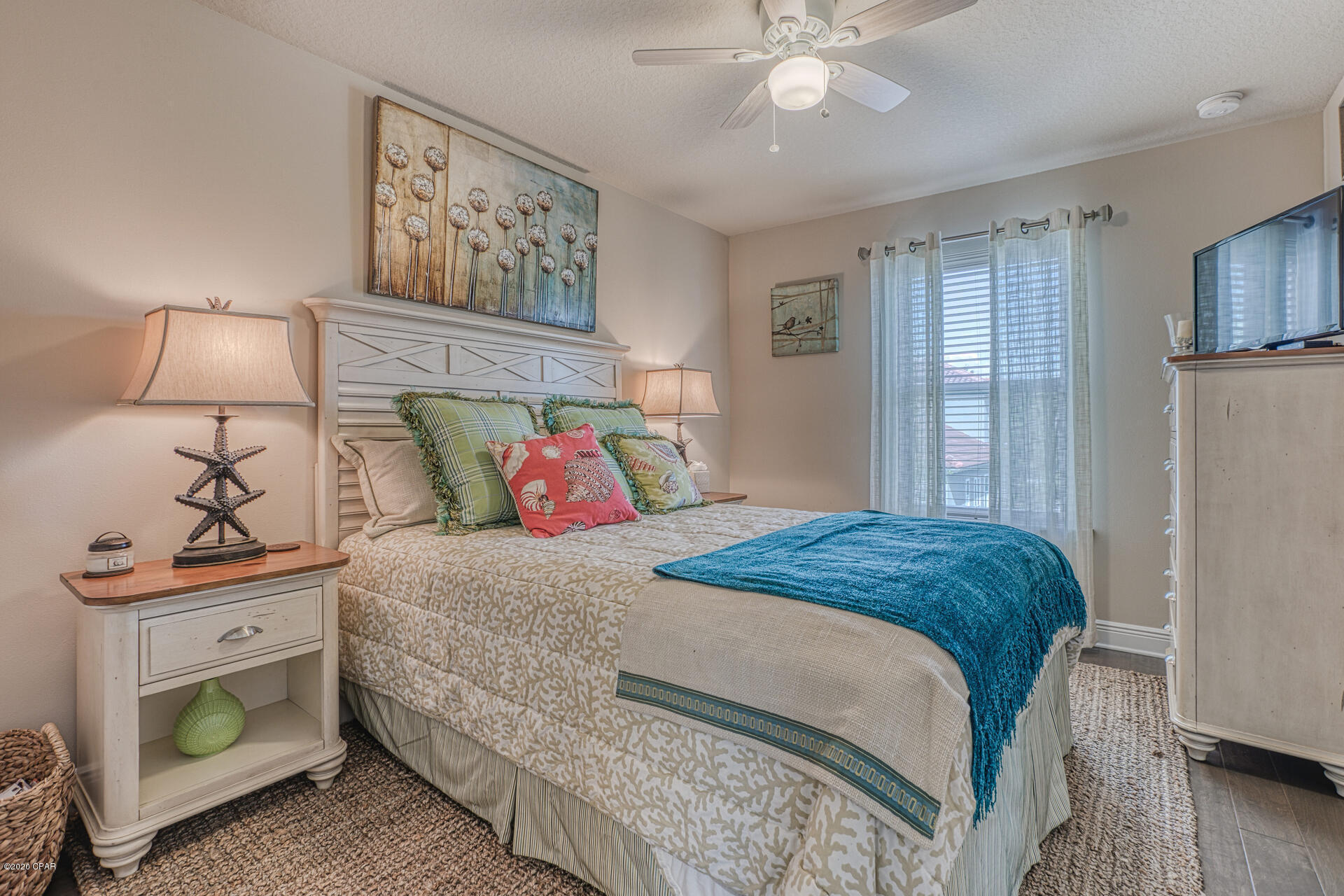 Magnolia Bay Club - Residential