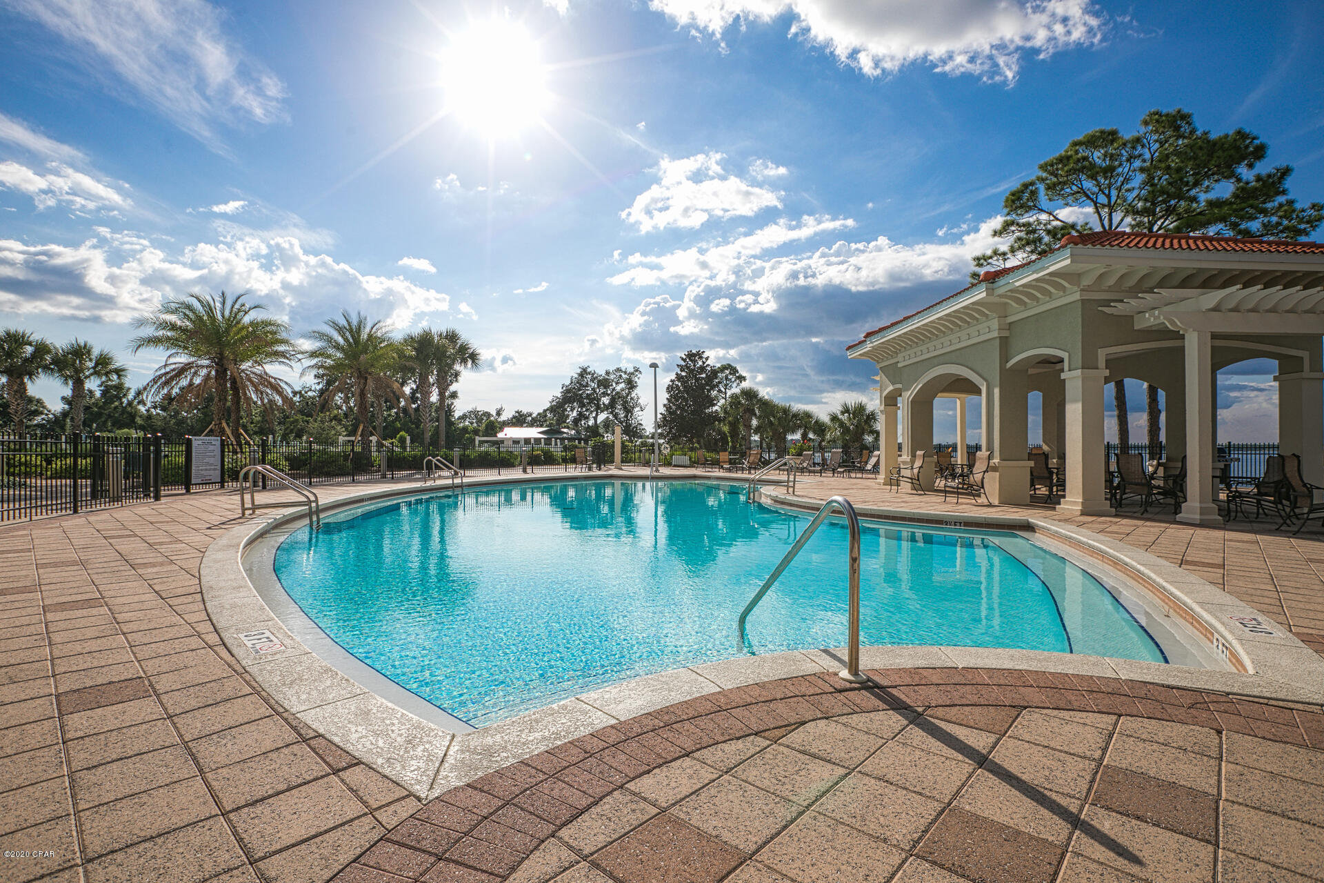 Magnolia Bay Club - Residential