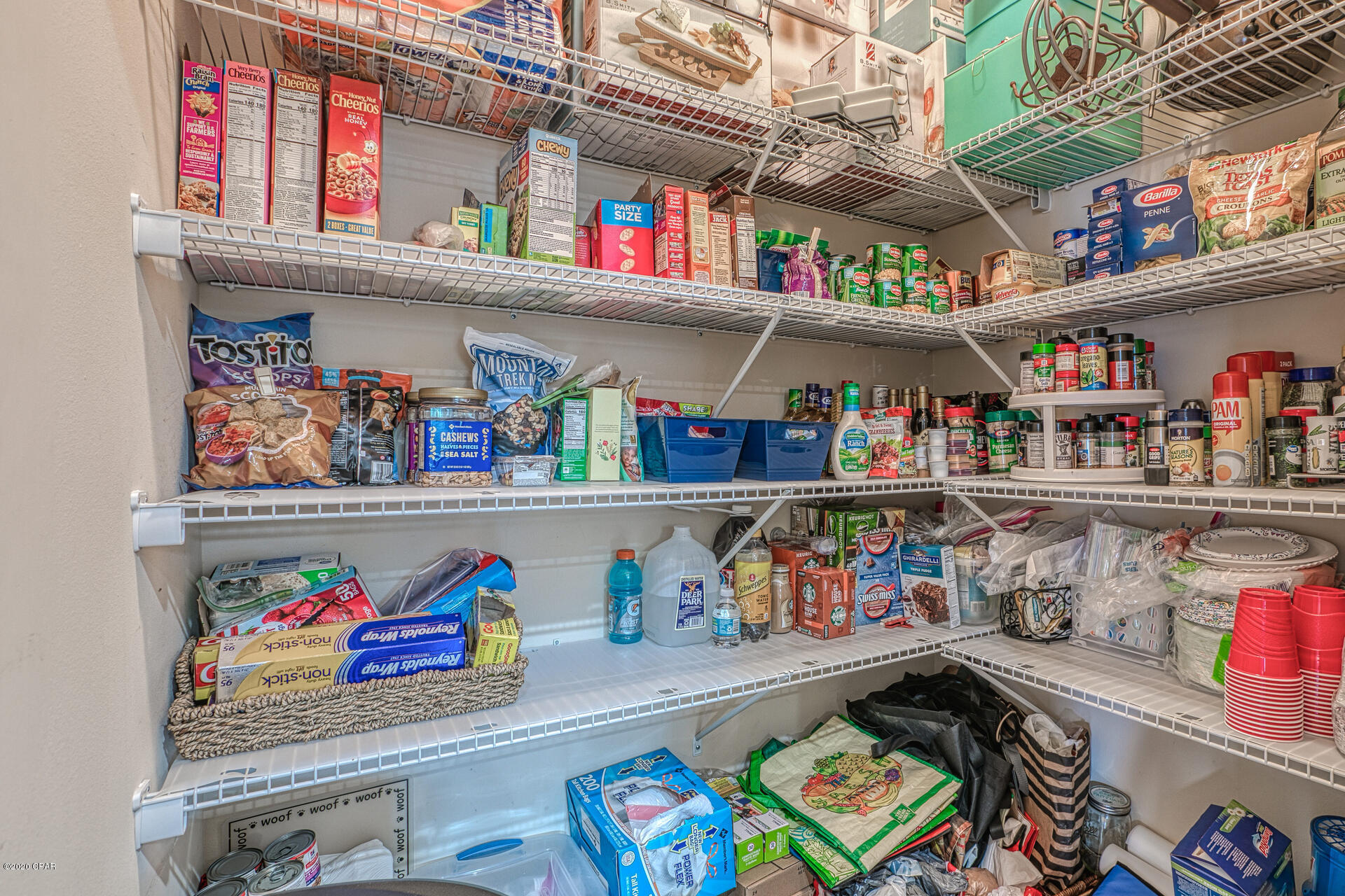 Magnolia Bay Club - Residential