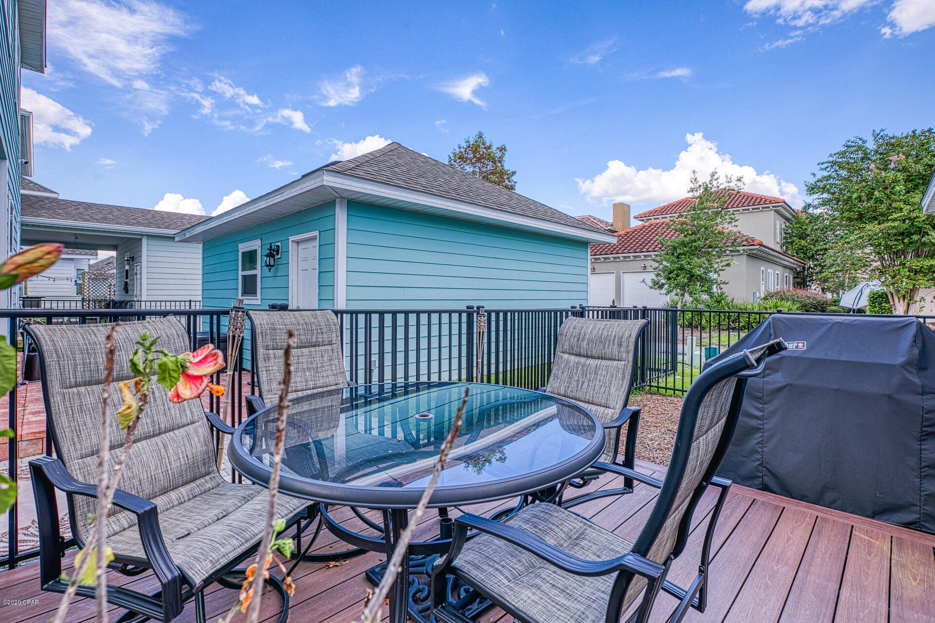 Magnolia Bay Club - Residential