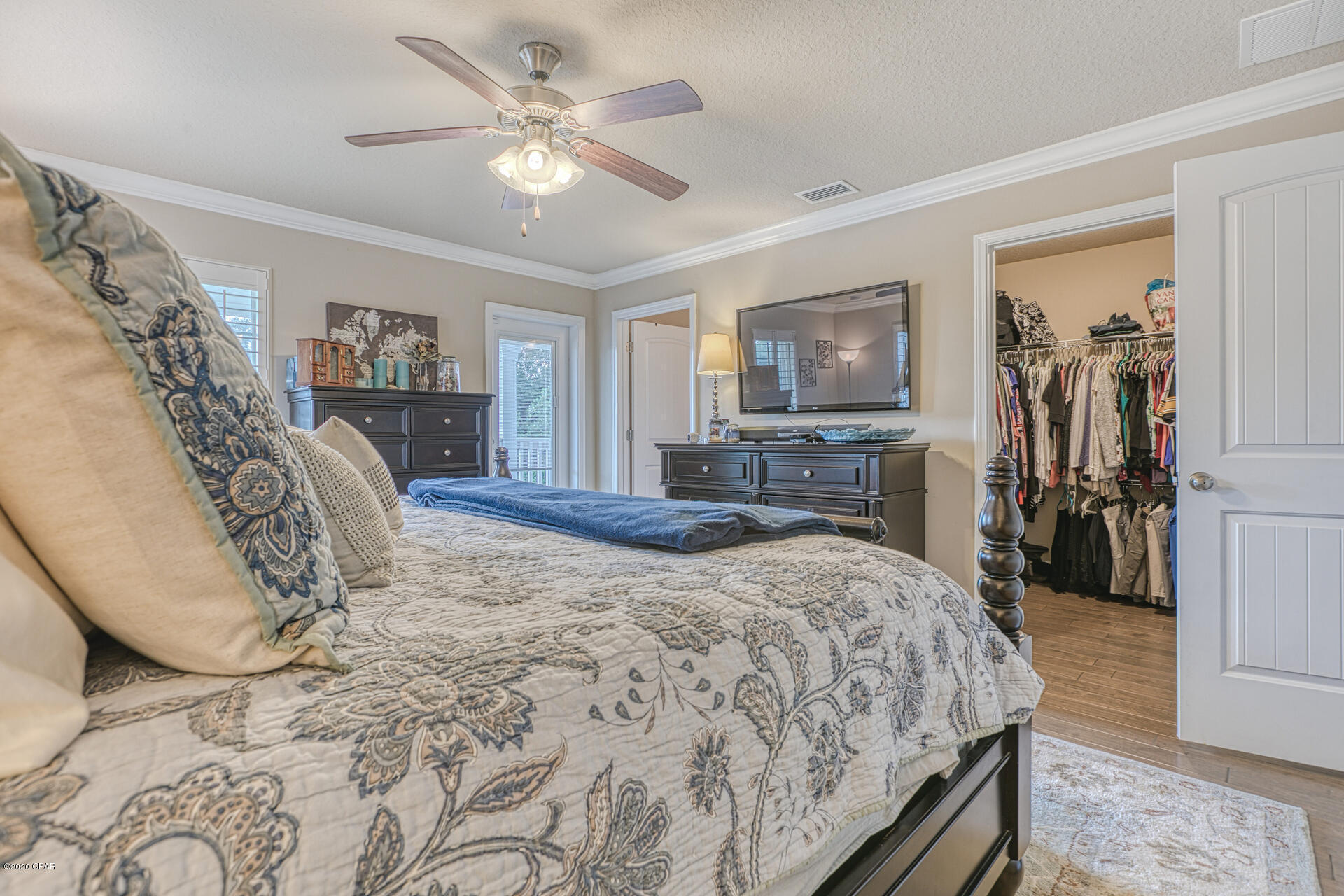 Magnolia Bay Club - Residential