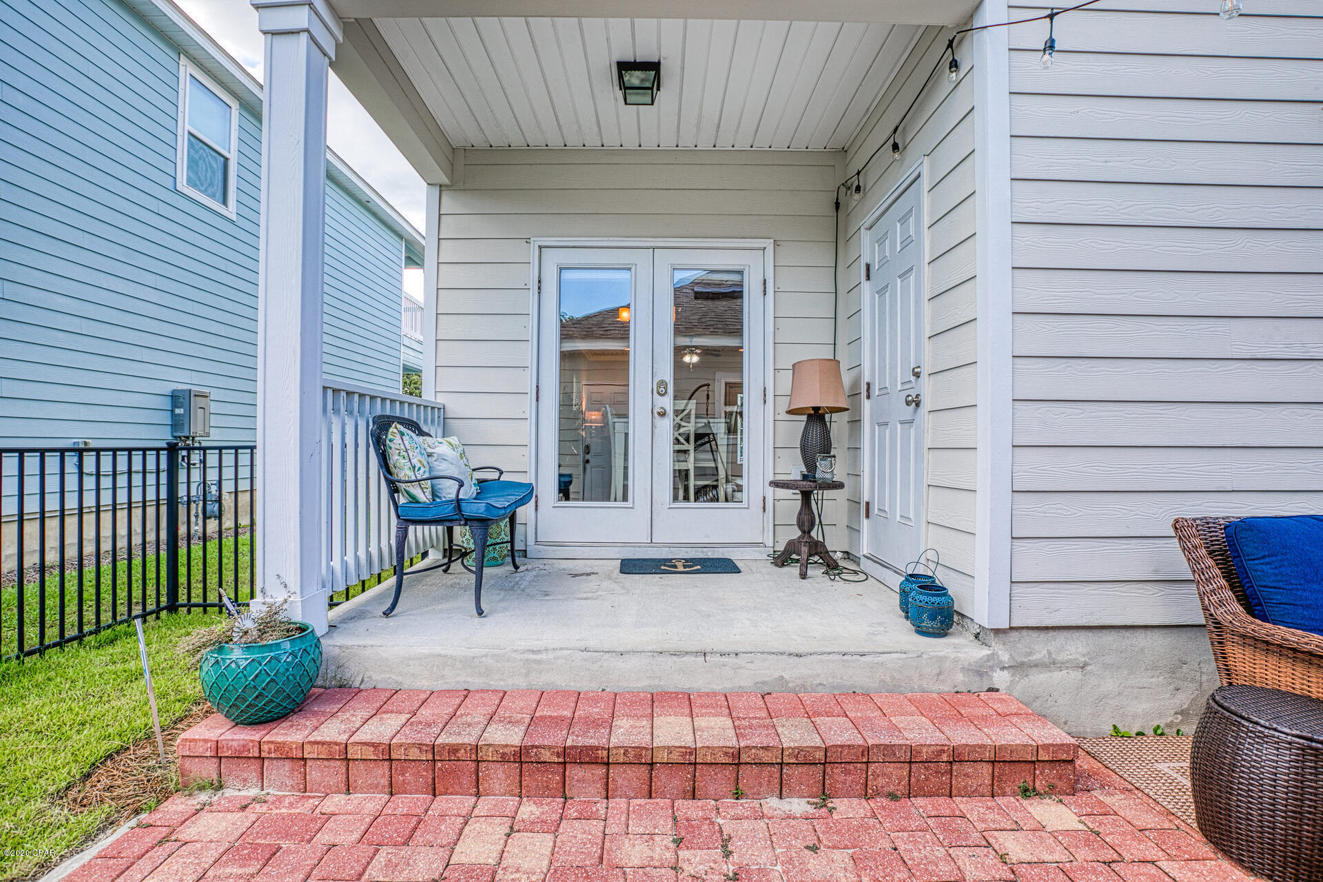 Magnolia Bay Club - Residential