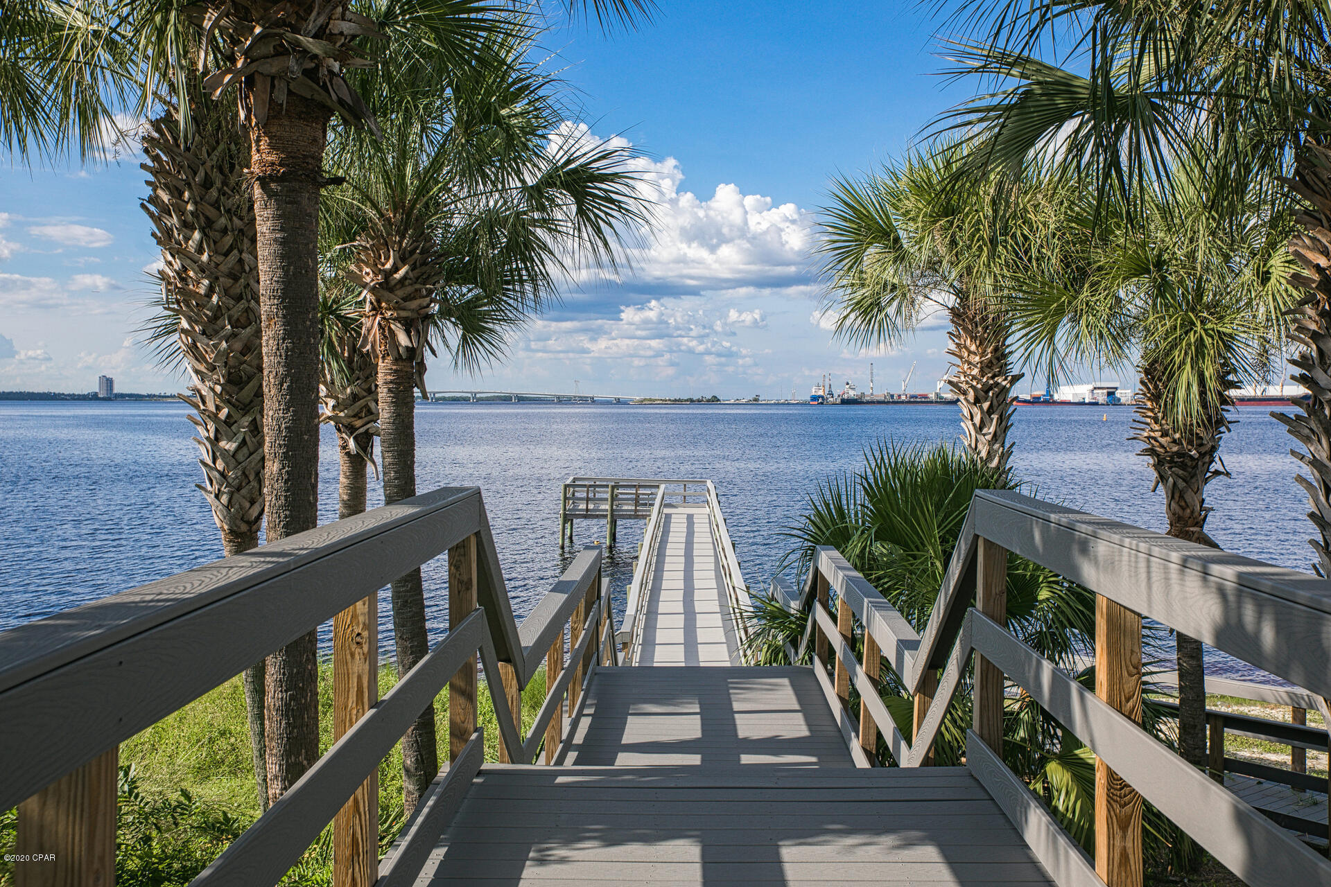 Magnolia Bay Club - Residential