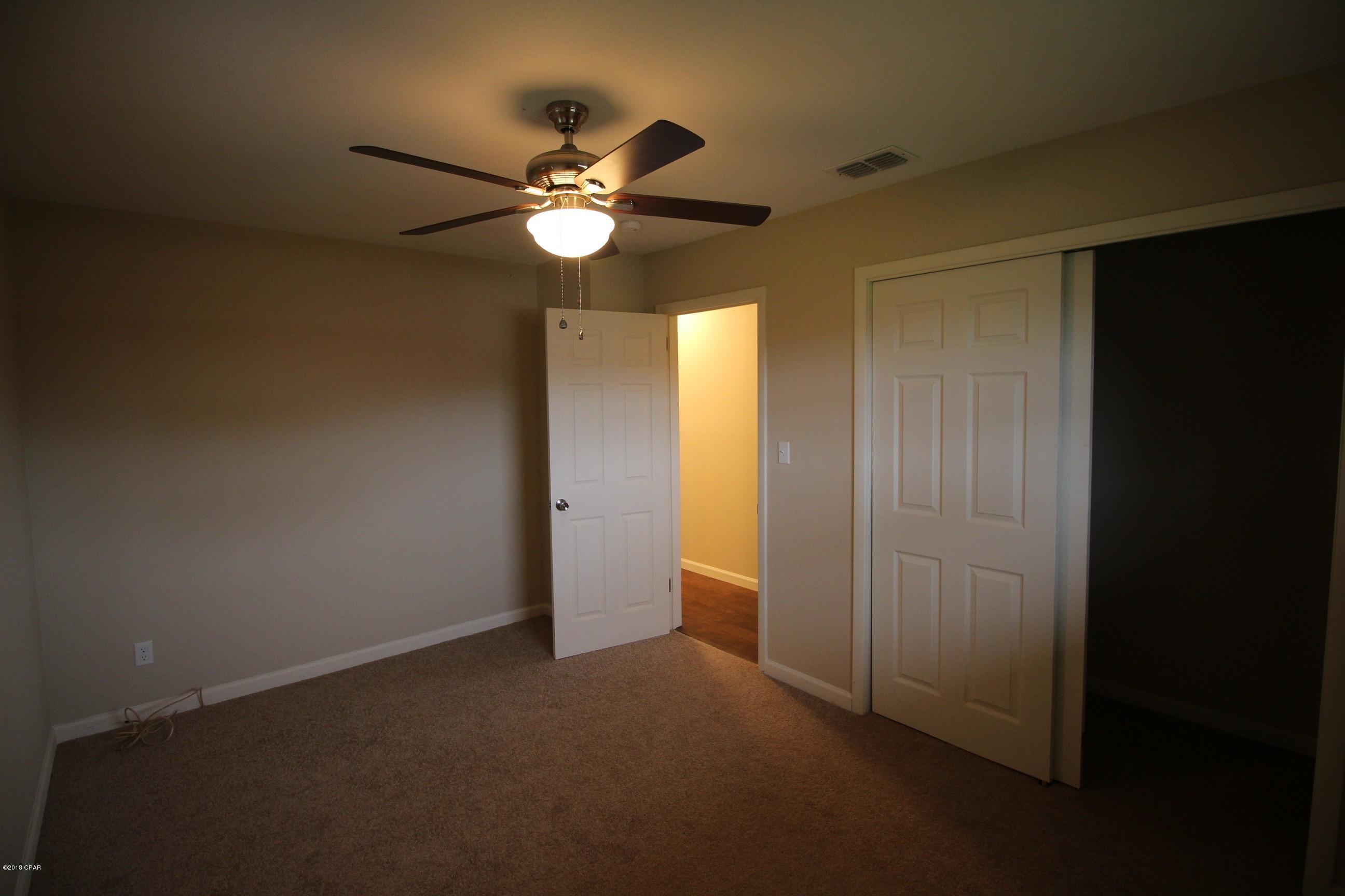 Bay Park Manor - Residential