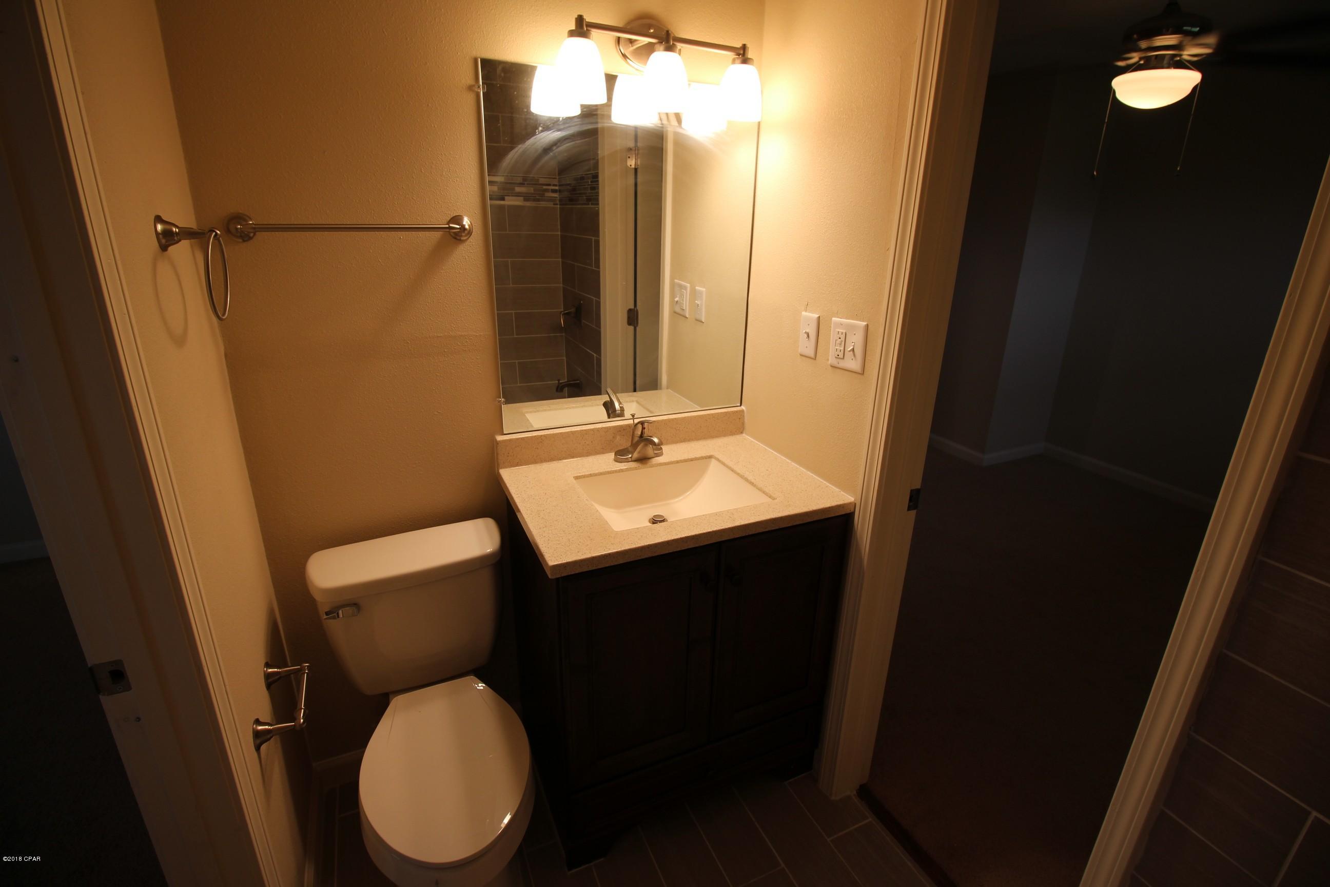 Bay Park Manor - Residential