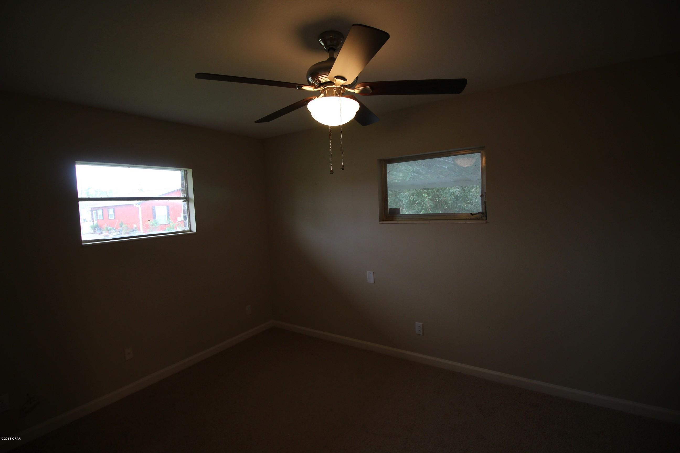 Bay Park Manor - Residential