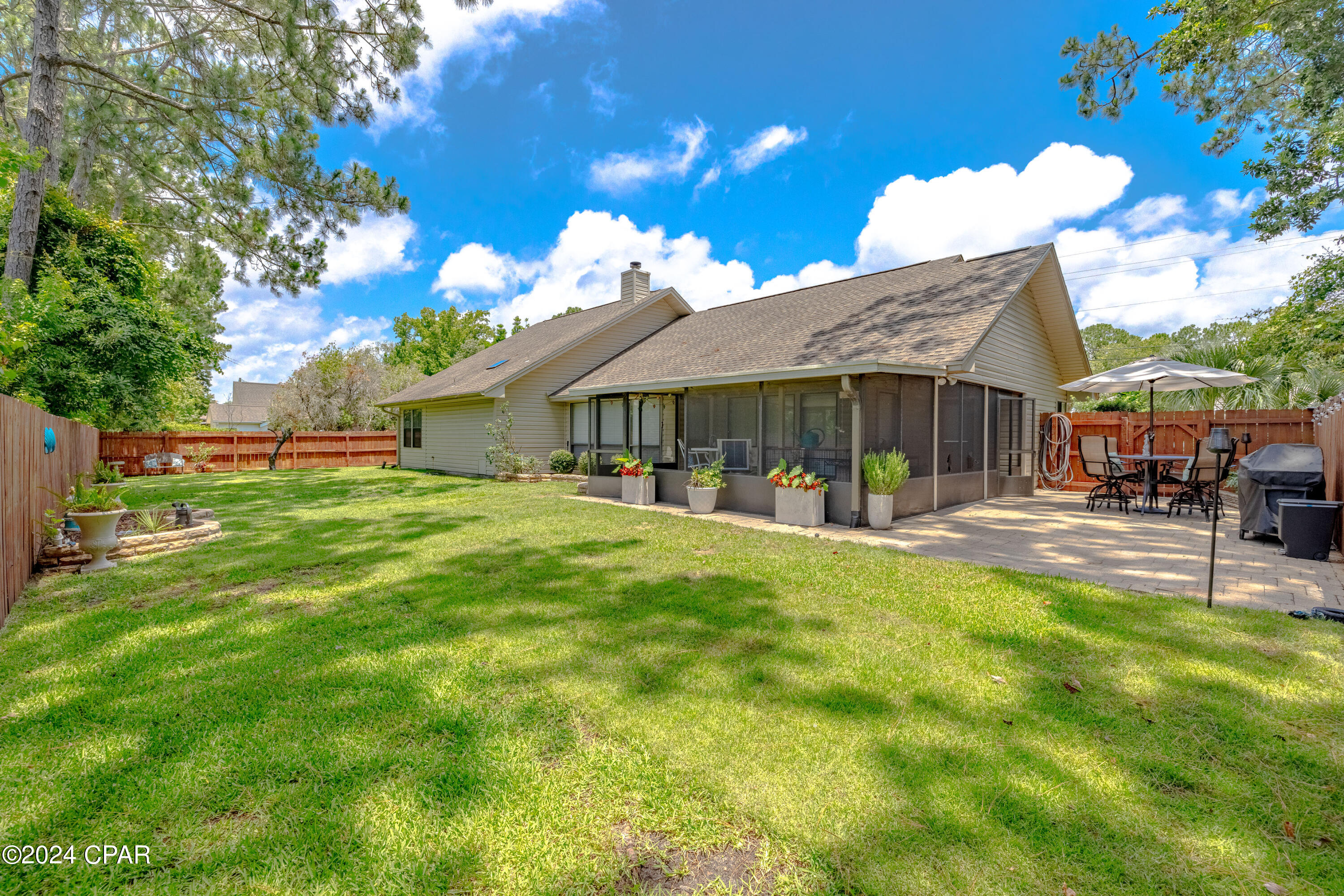 Colony Club - Residential