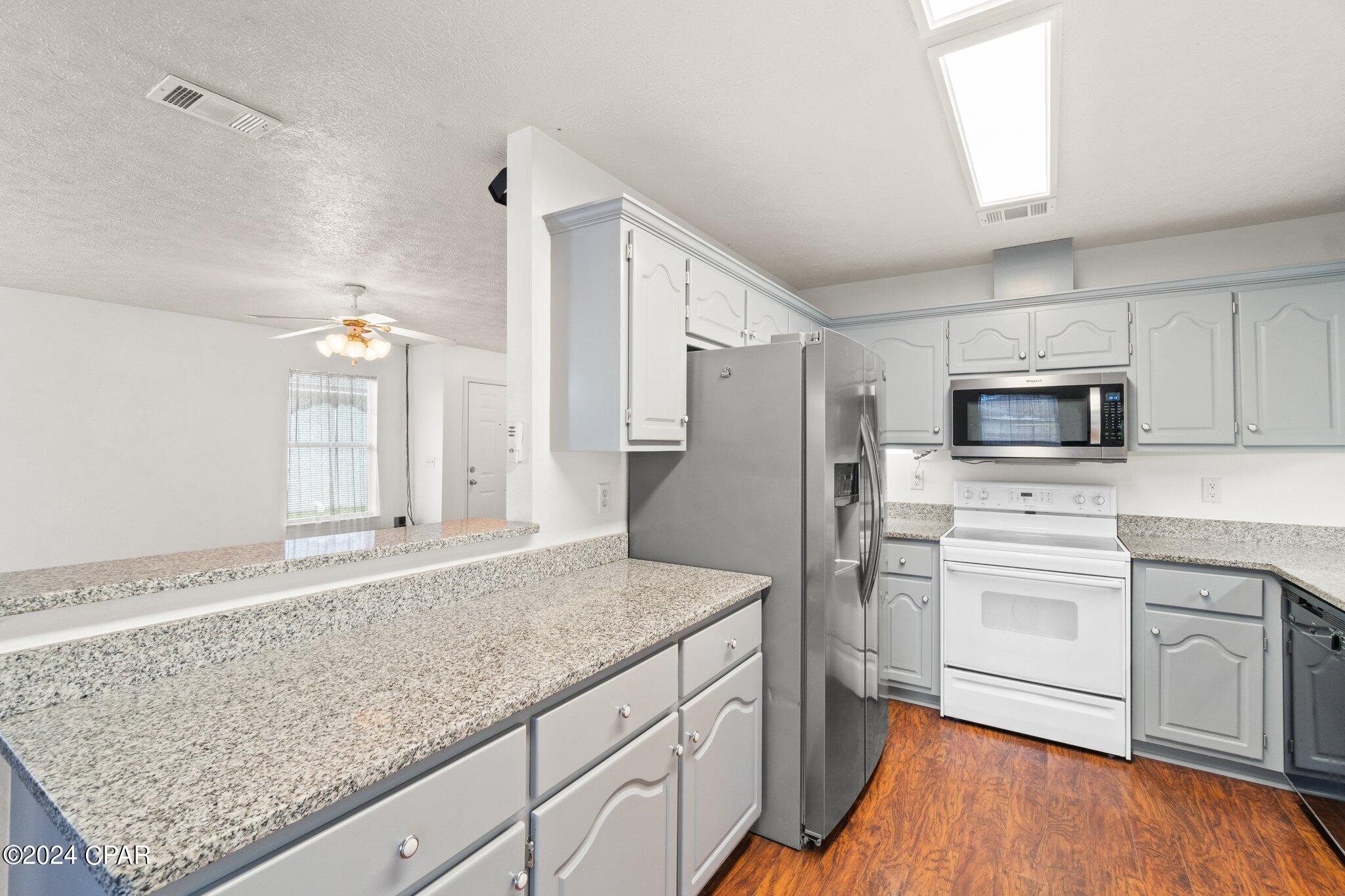 Pine Tree Place Unit 2 - Residential