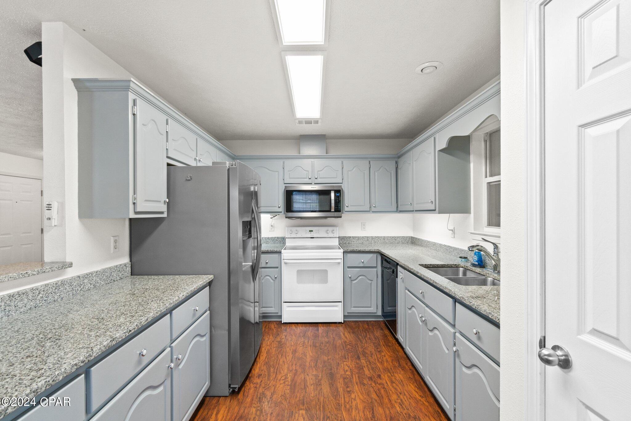 Pine Tree Place Unit 2 - Residential