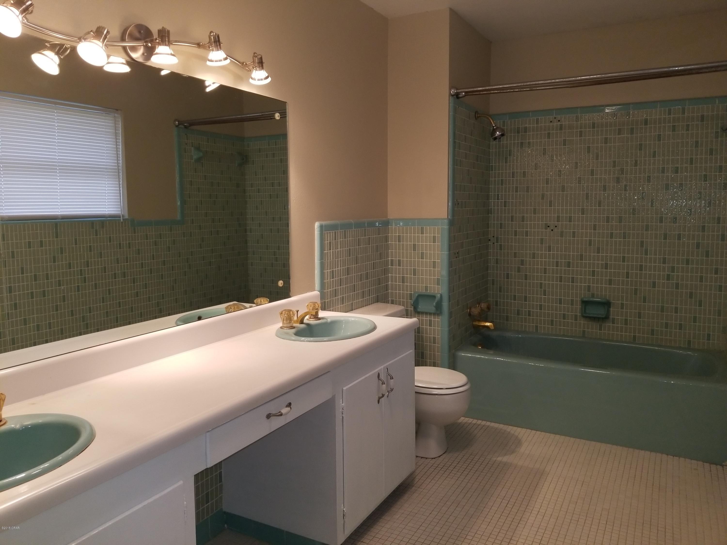 Bayou Plat - Residential Lease