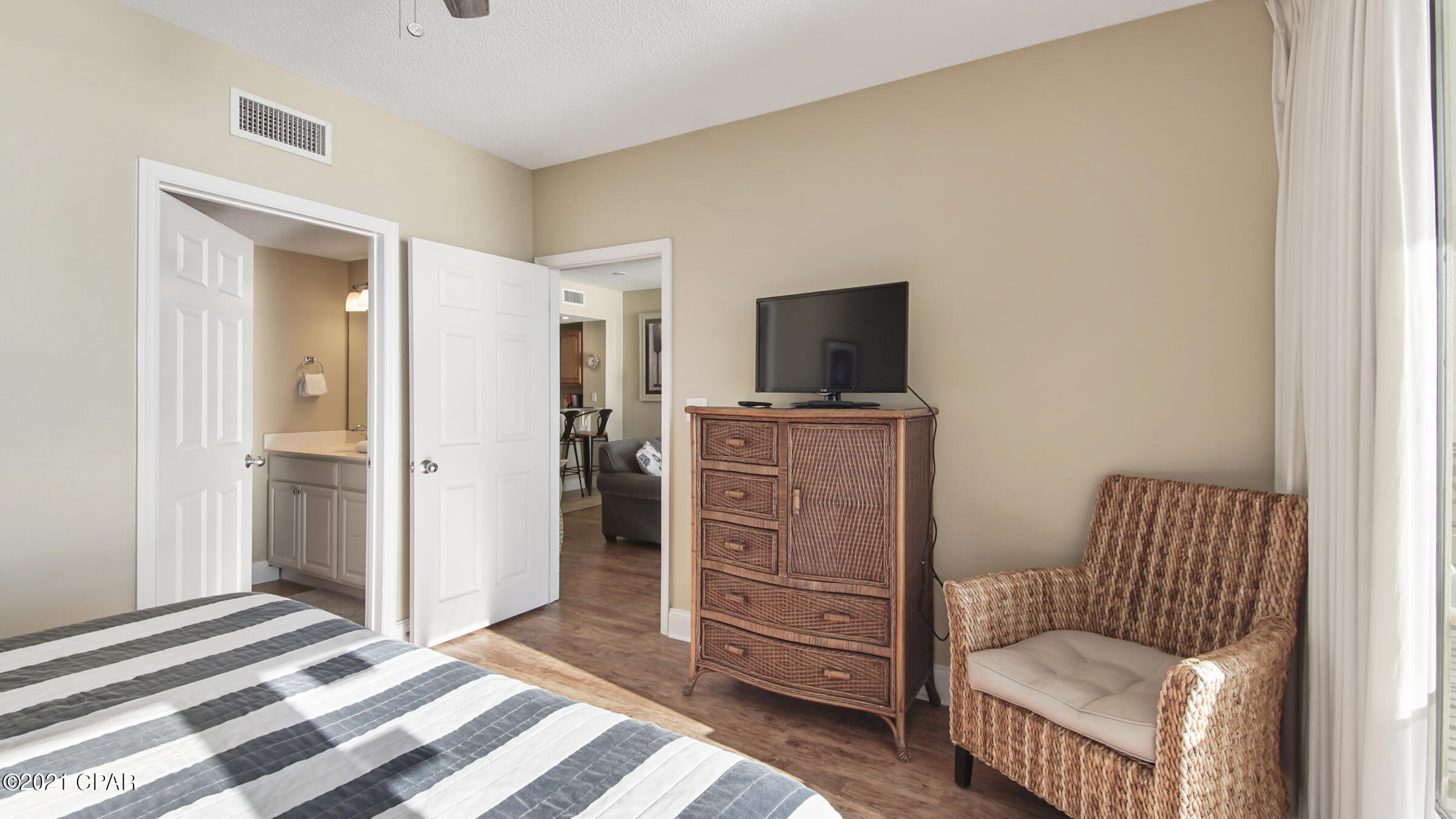 Majestic Beach Tower I - Residential