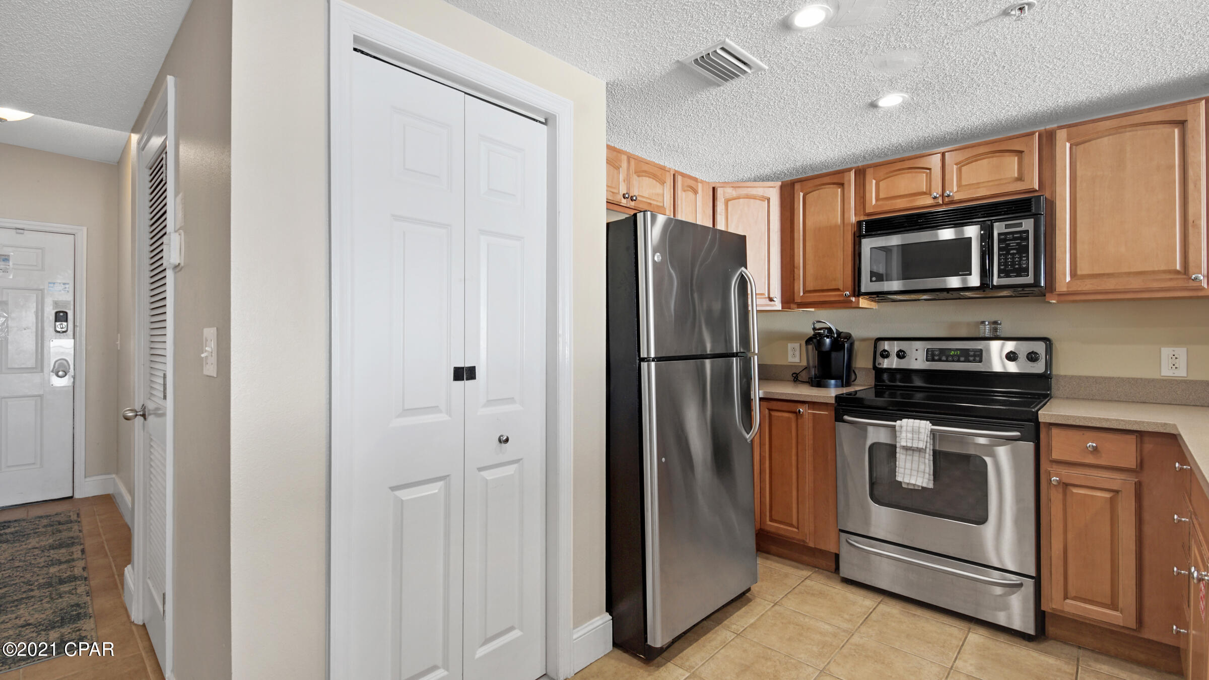 Majestic Beach Tower I - Residential