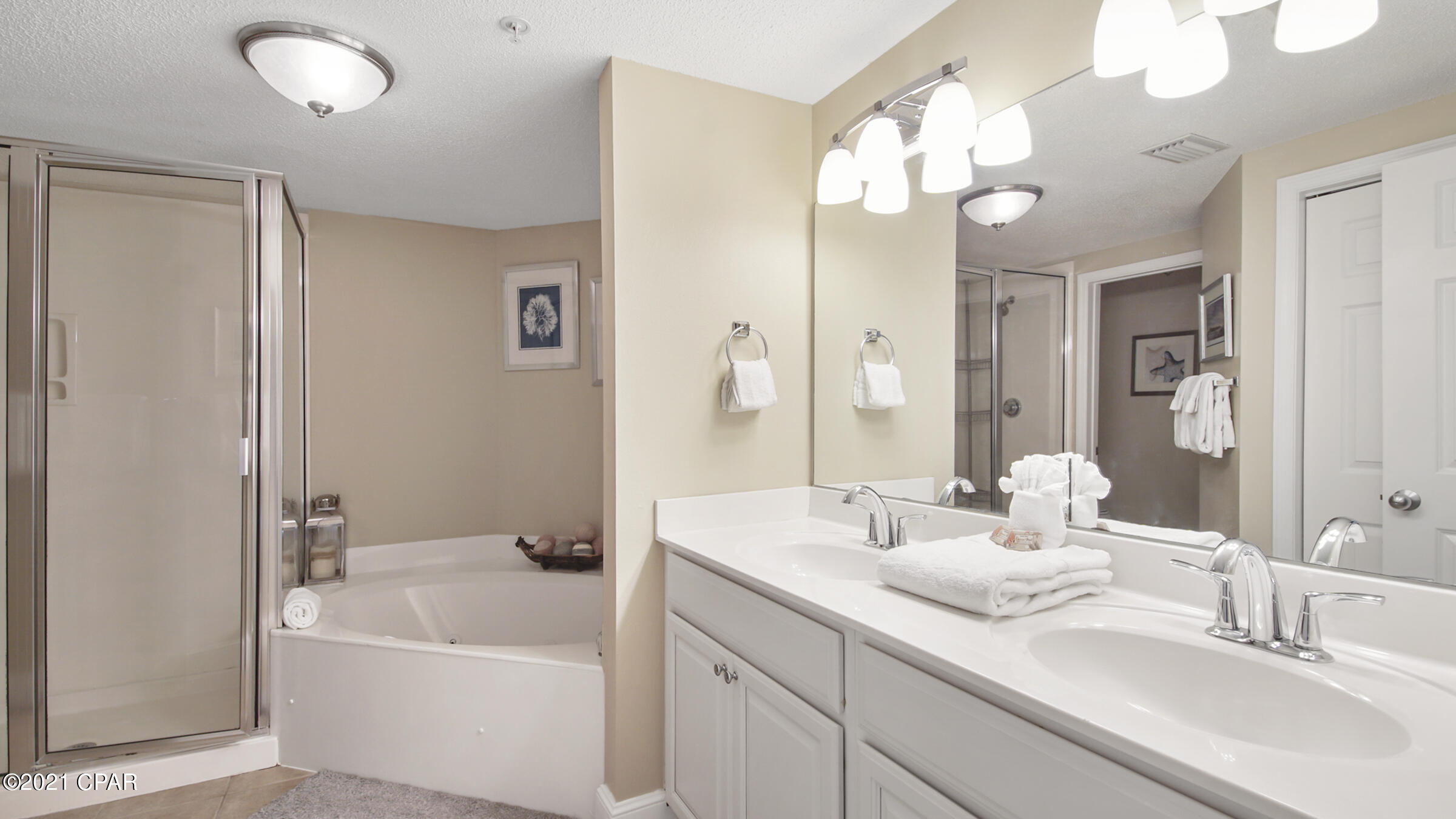 Majestic Beach Tower I - Residential