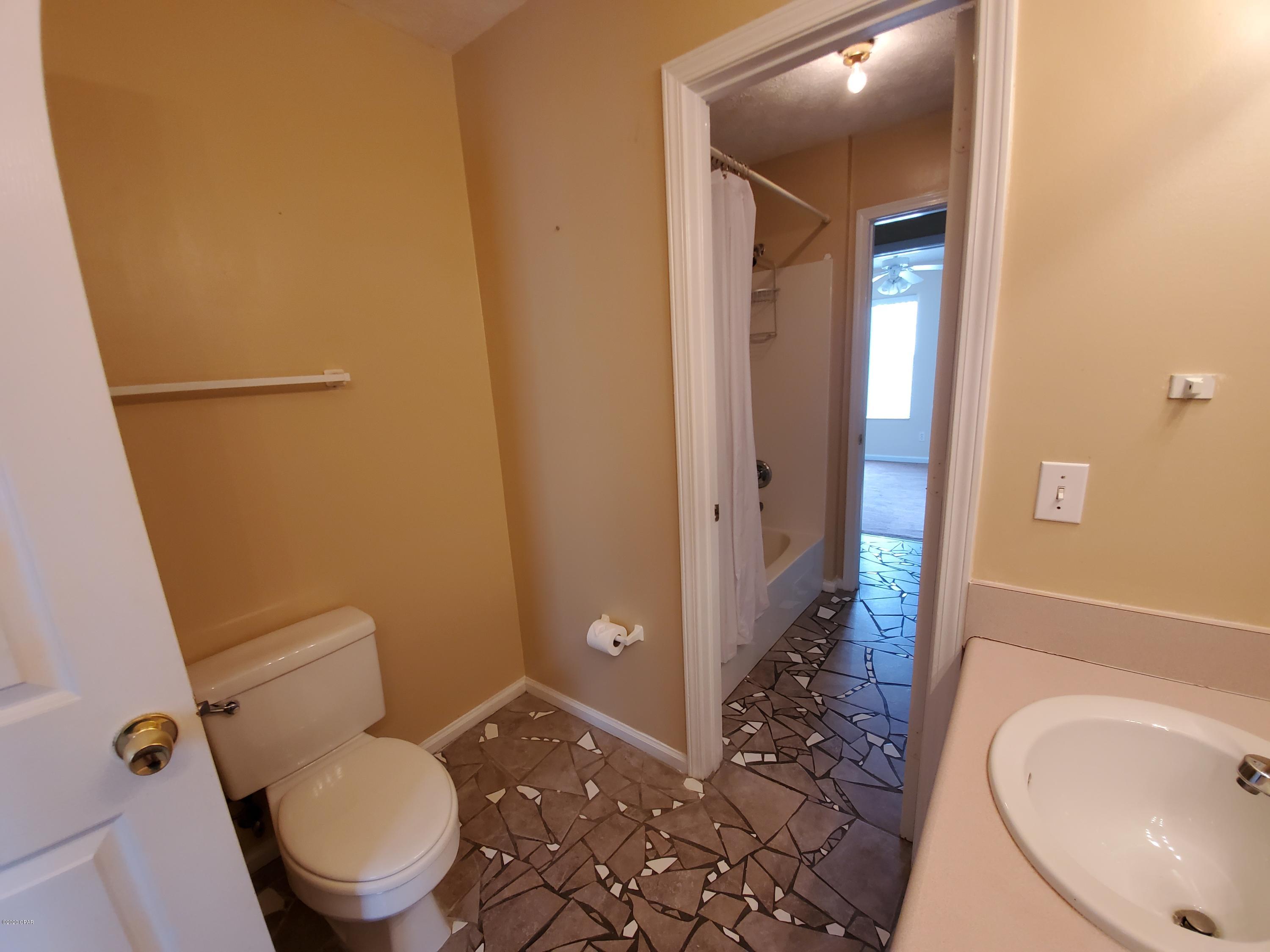 Bahama Beach - Residential Lease