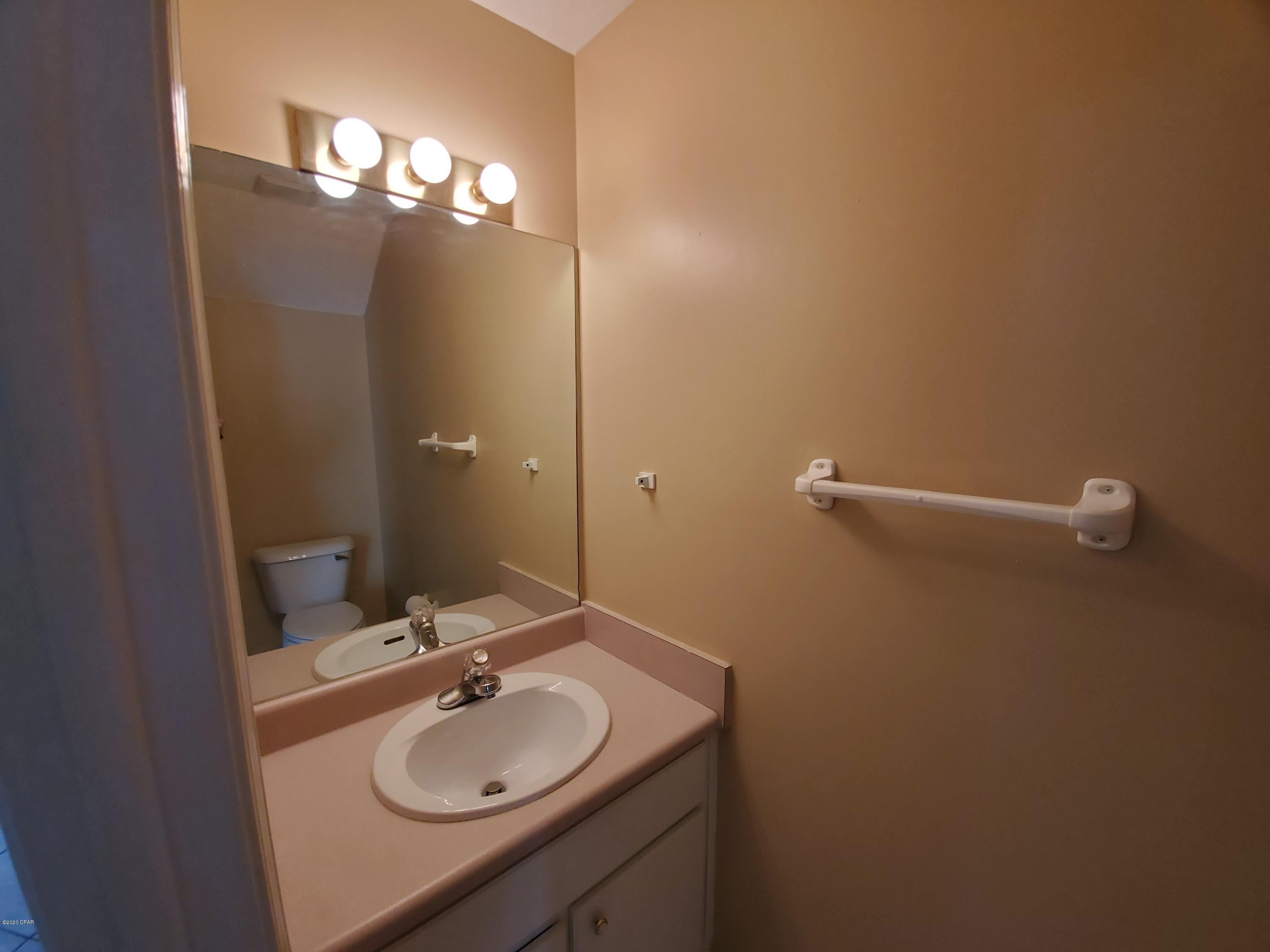 Bahama Beach - Residential Lease