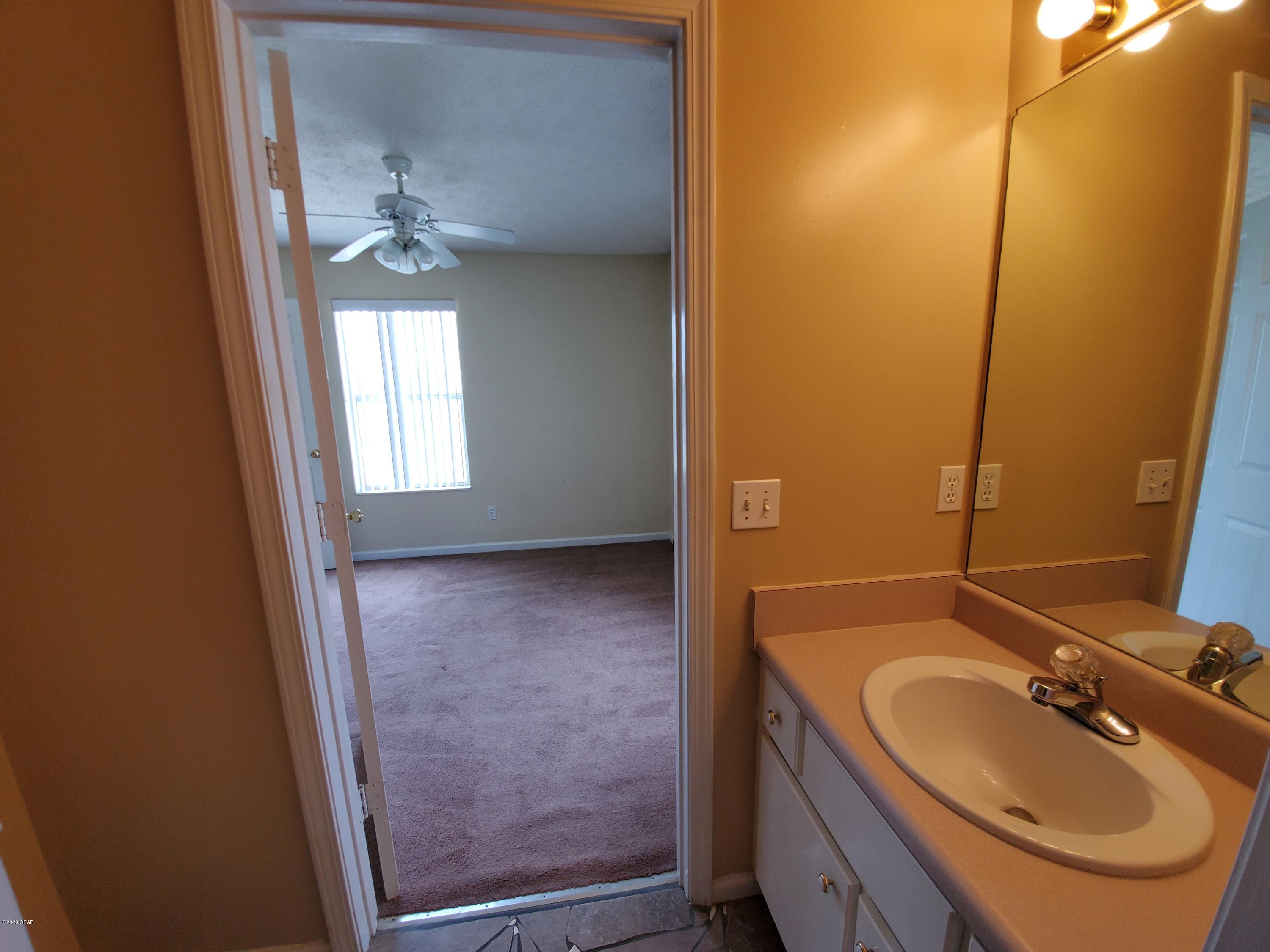 Bahama Beach - Residential Lease