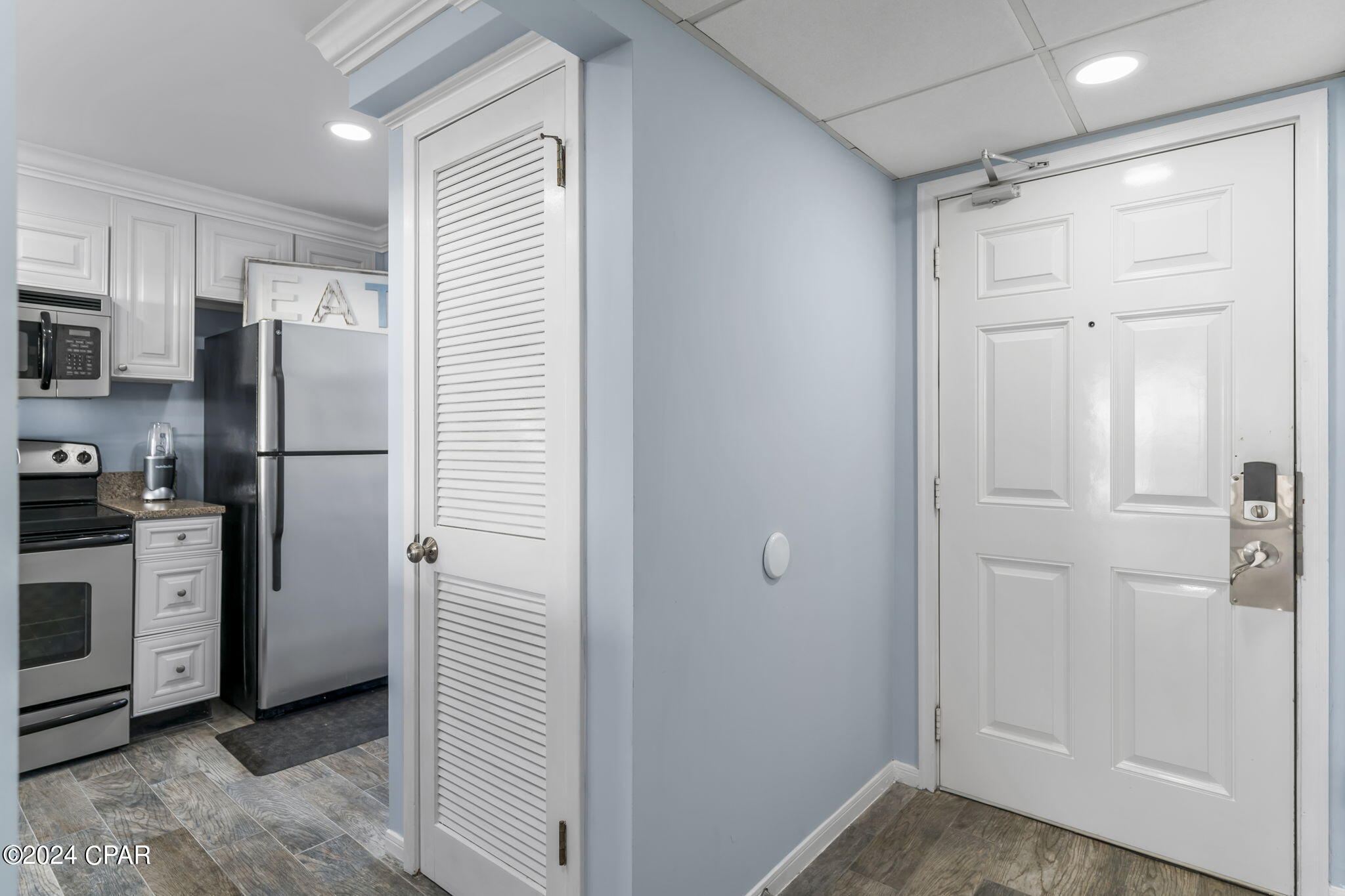 Edgewater Tower III - Residential