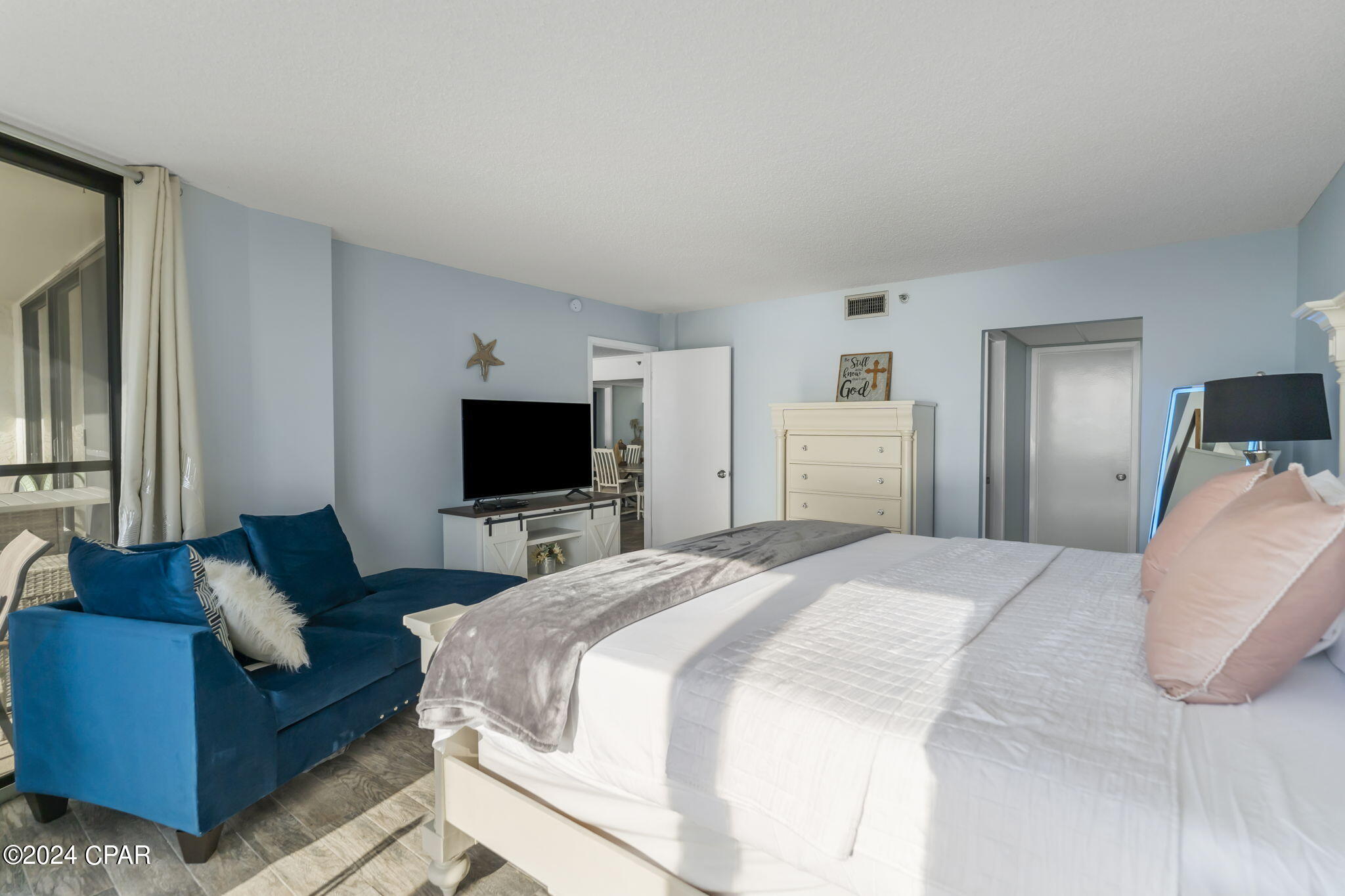 Edgewater Tower III - Residential