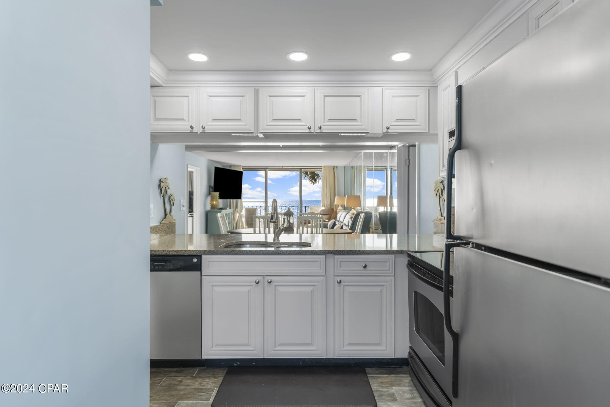 Edgewater Tower III - Residential