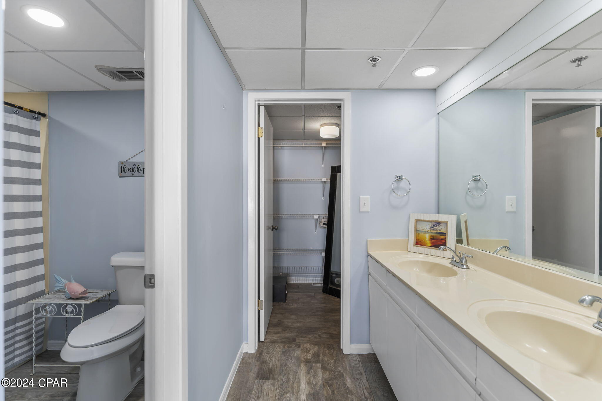 Edgewater Tower III - Residential