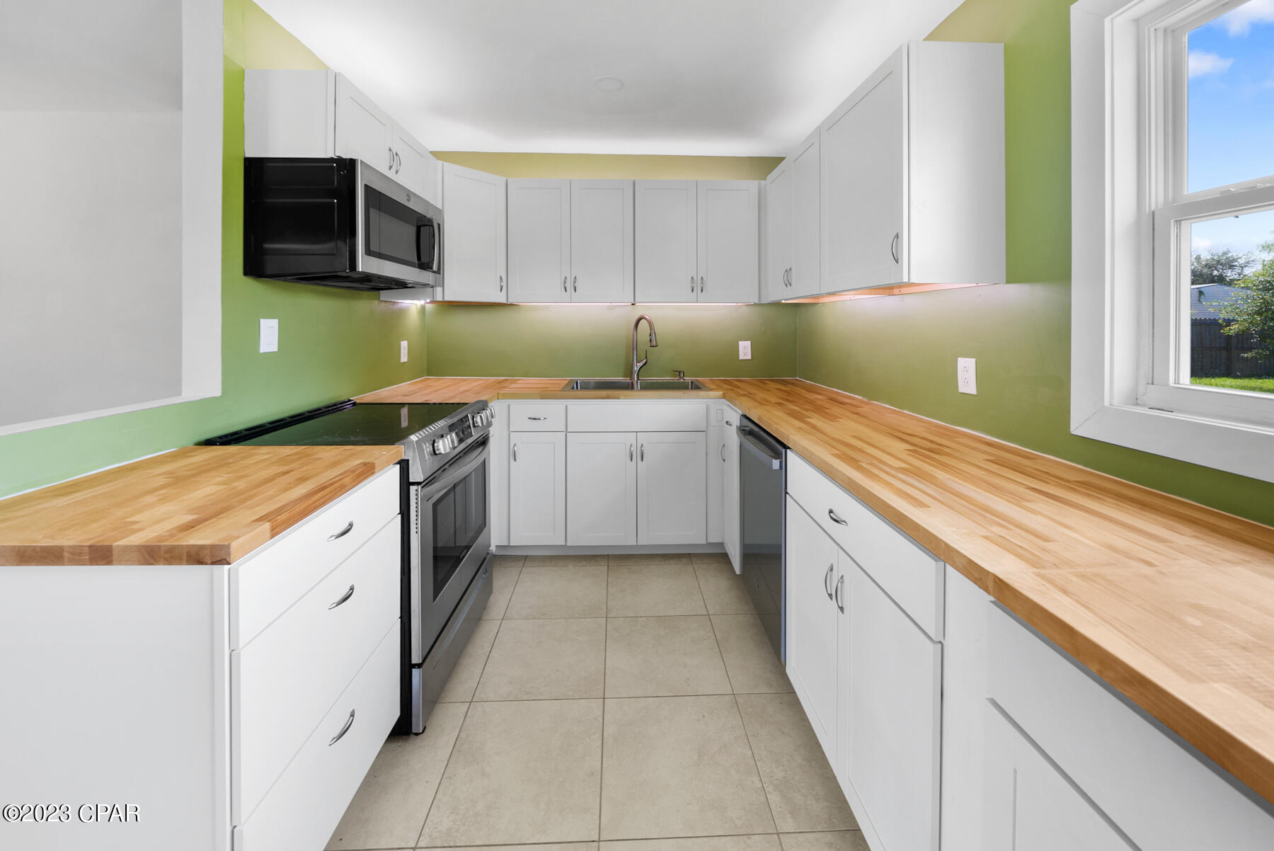 [No Recorded Subdiv] - Residential Lease