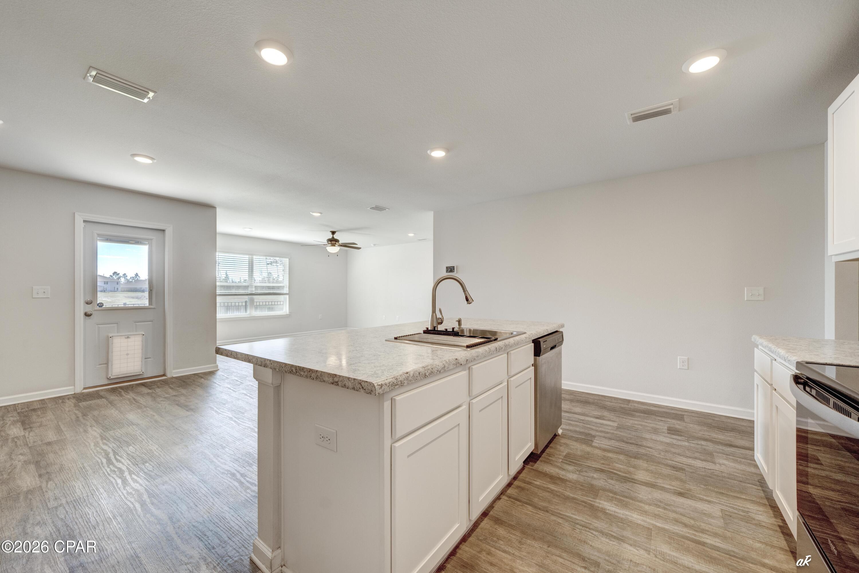 [No Recorded Subdiv] - Residential Lease