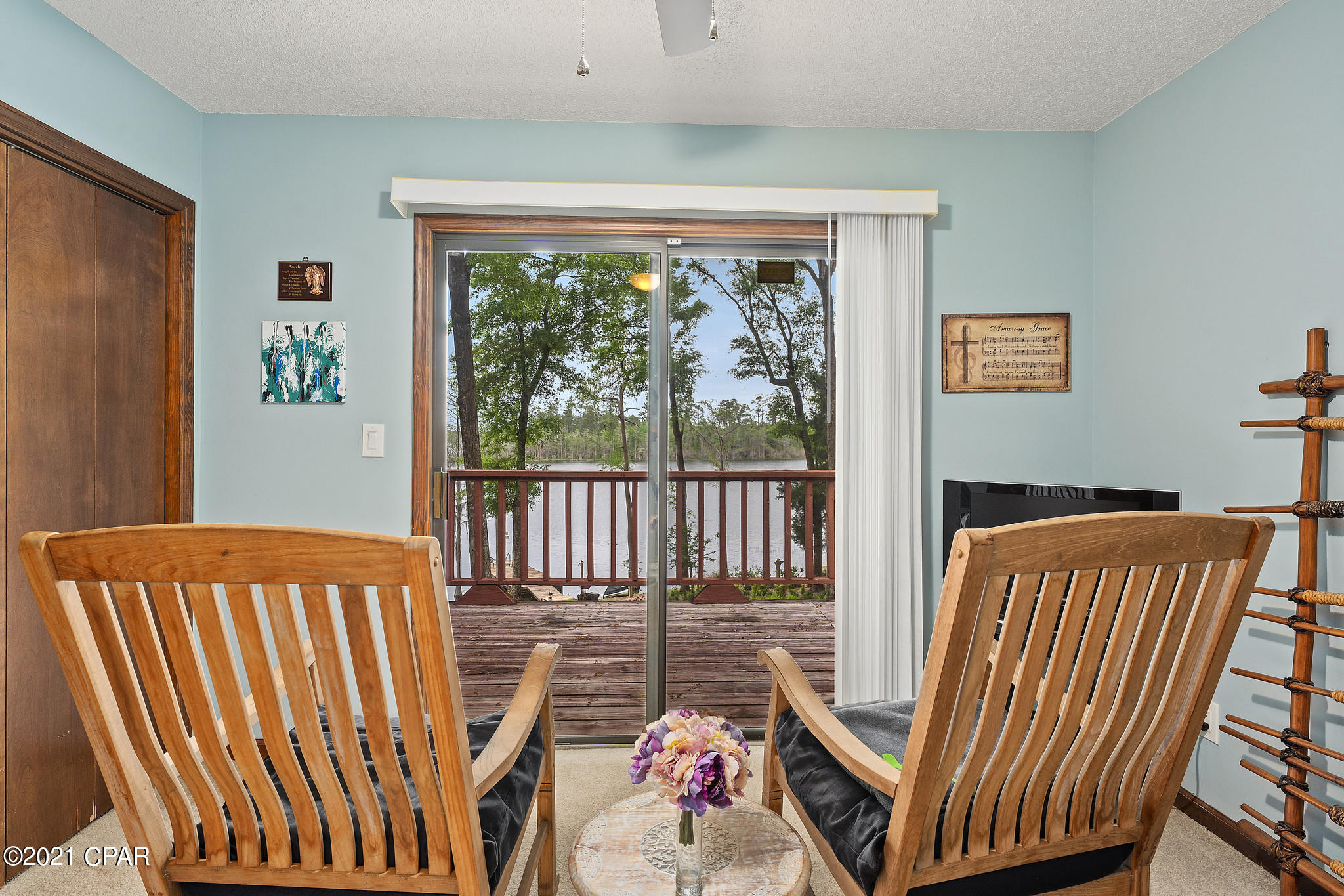 Paradise Lakes - Residential