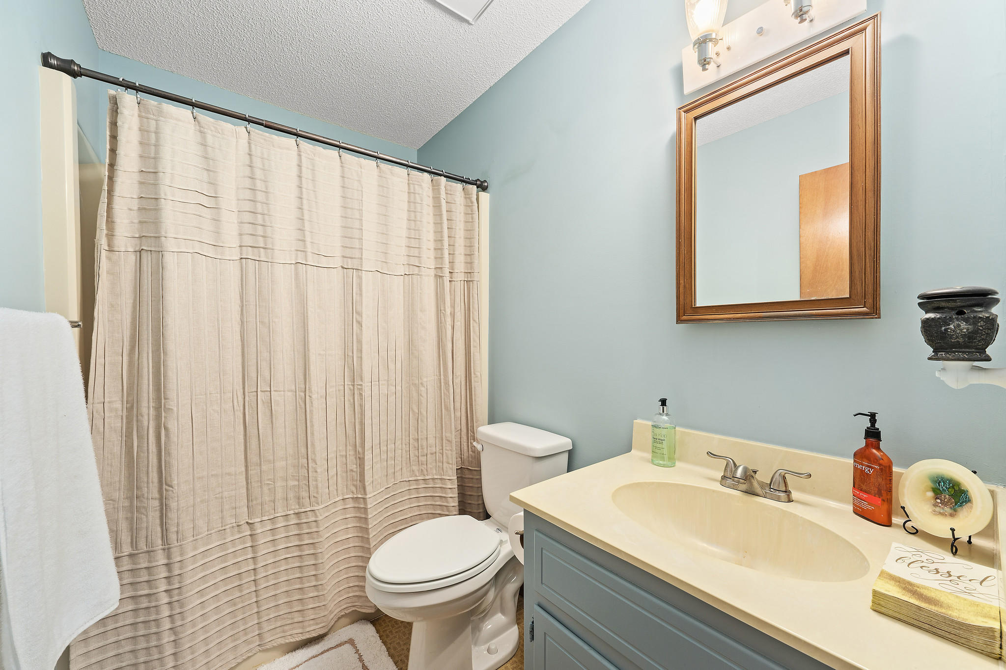 Paradise Lakes - Residential