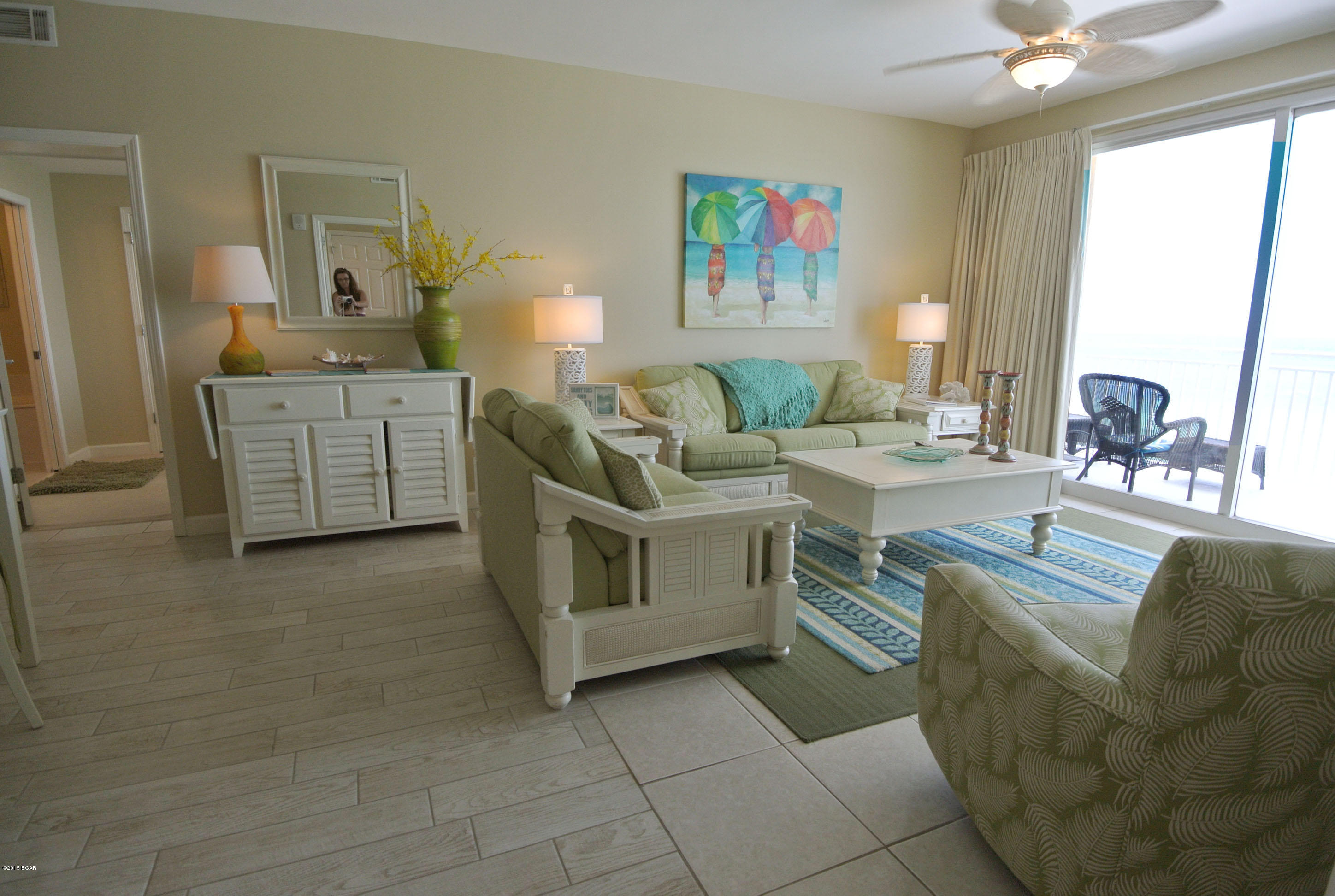 Splash Condo - Residential