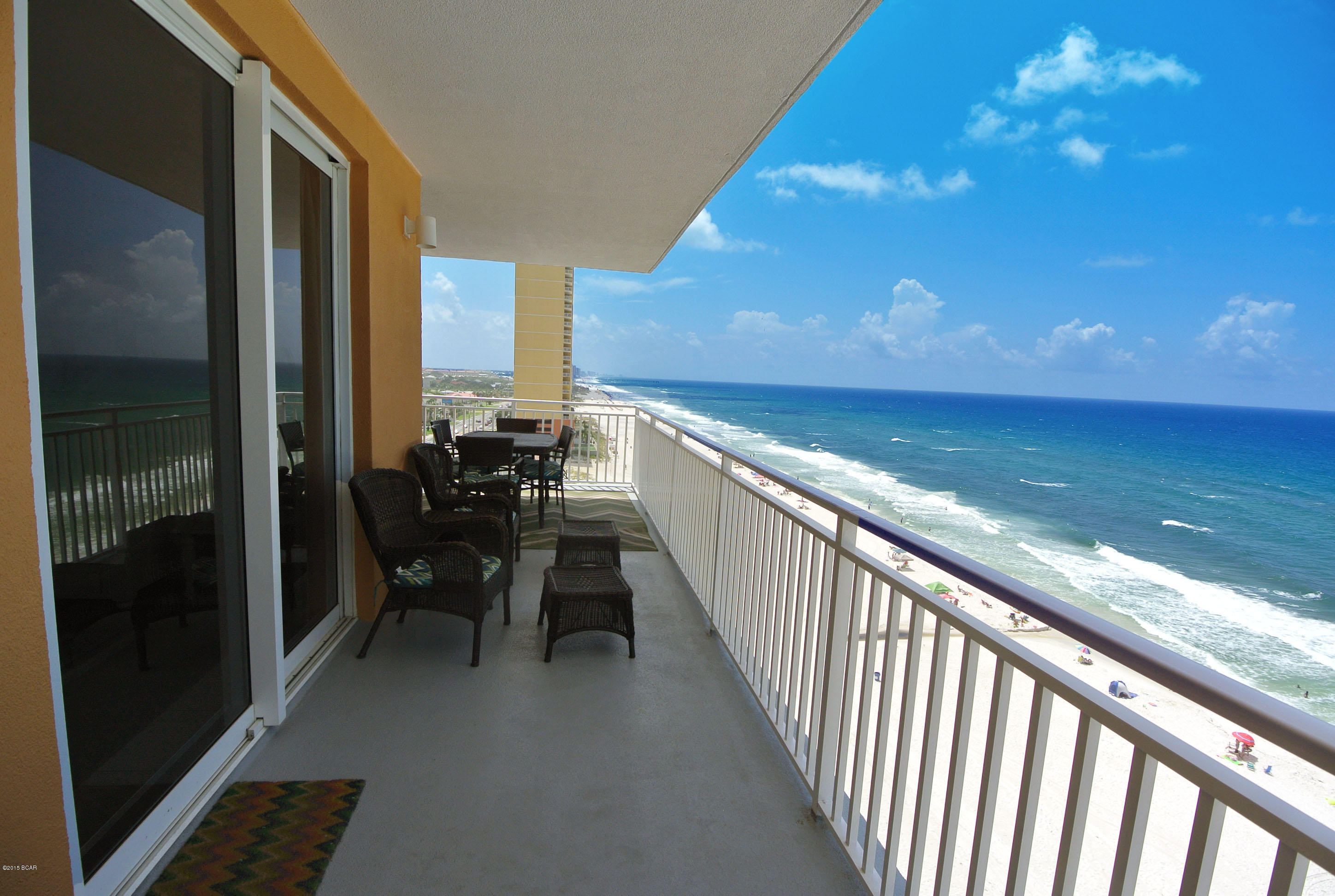 Splash Condo - Residential