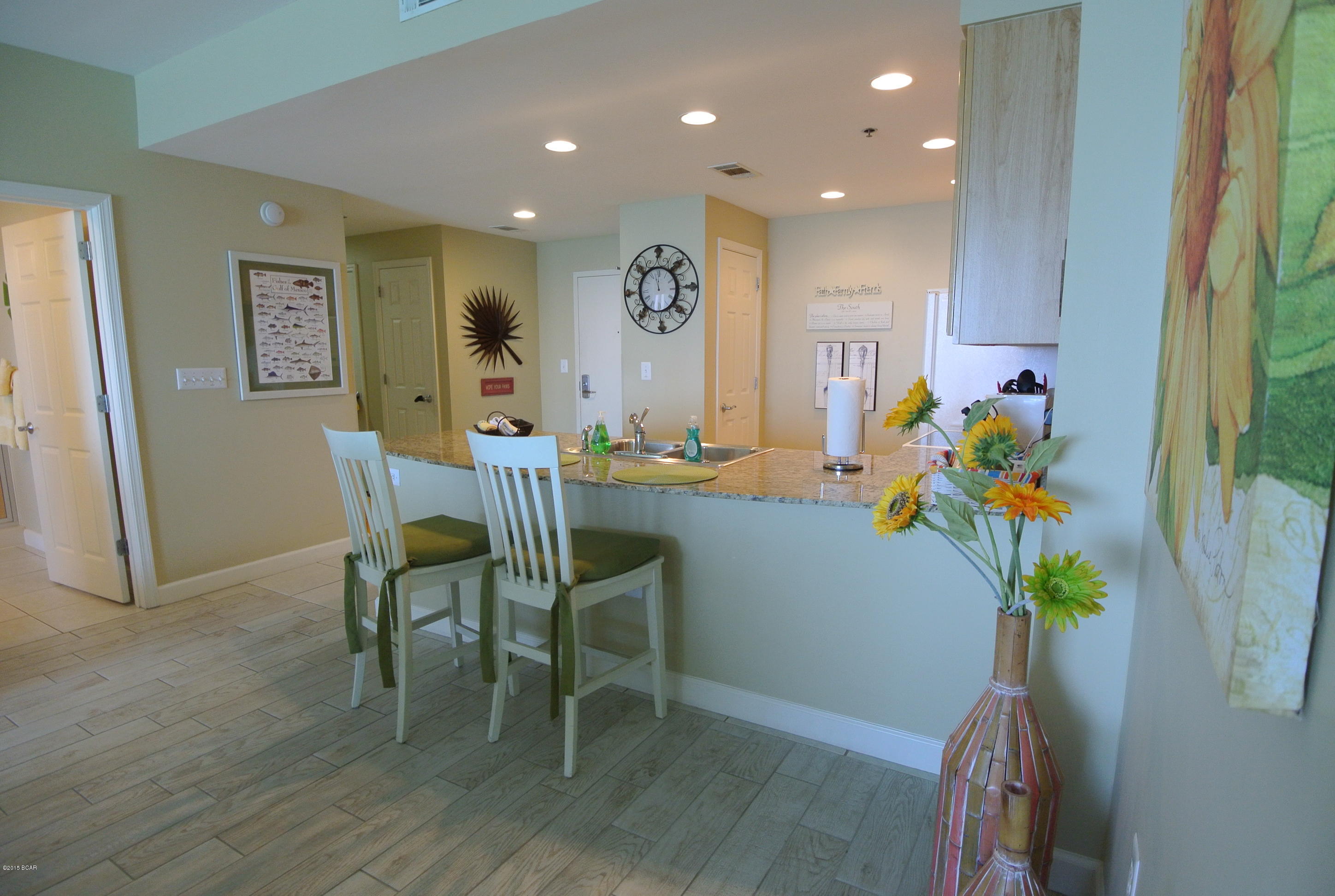 Splash Condo - Residential