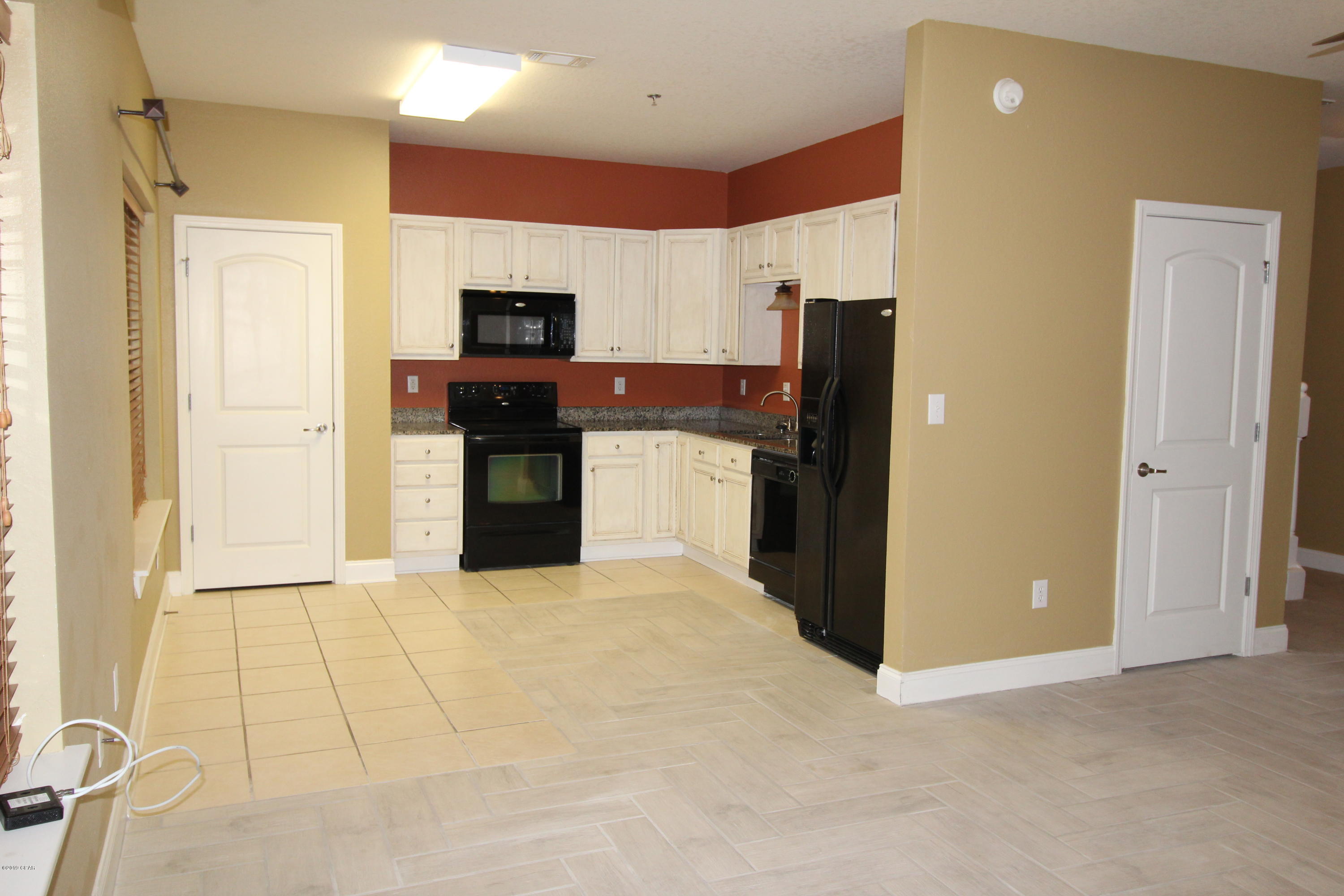 Villas At Suncrest - Residential