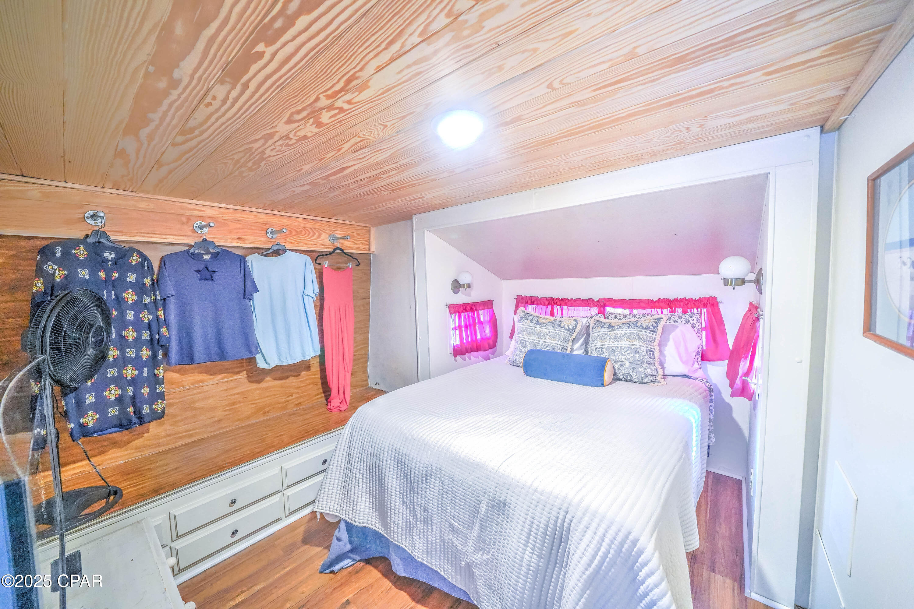 Venture Out Travel Trail - Residential