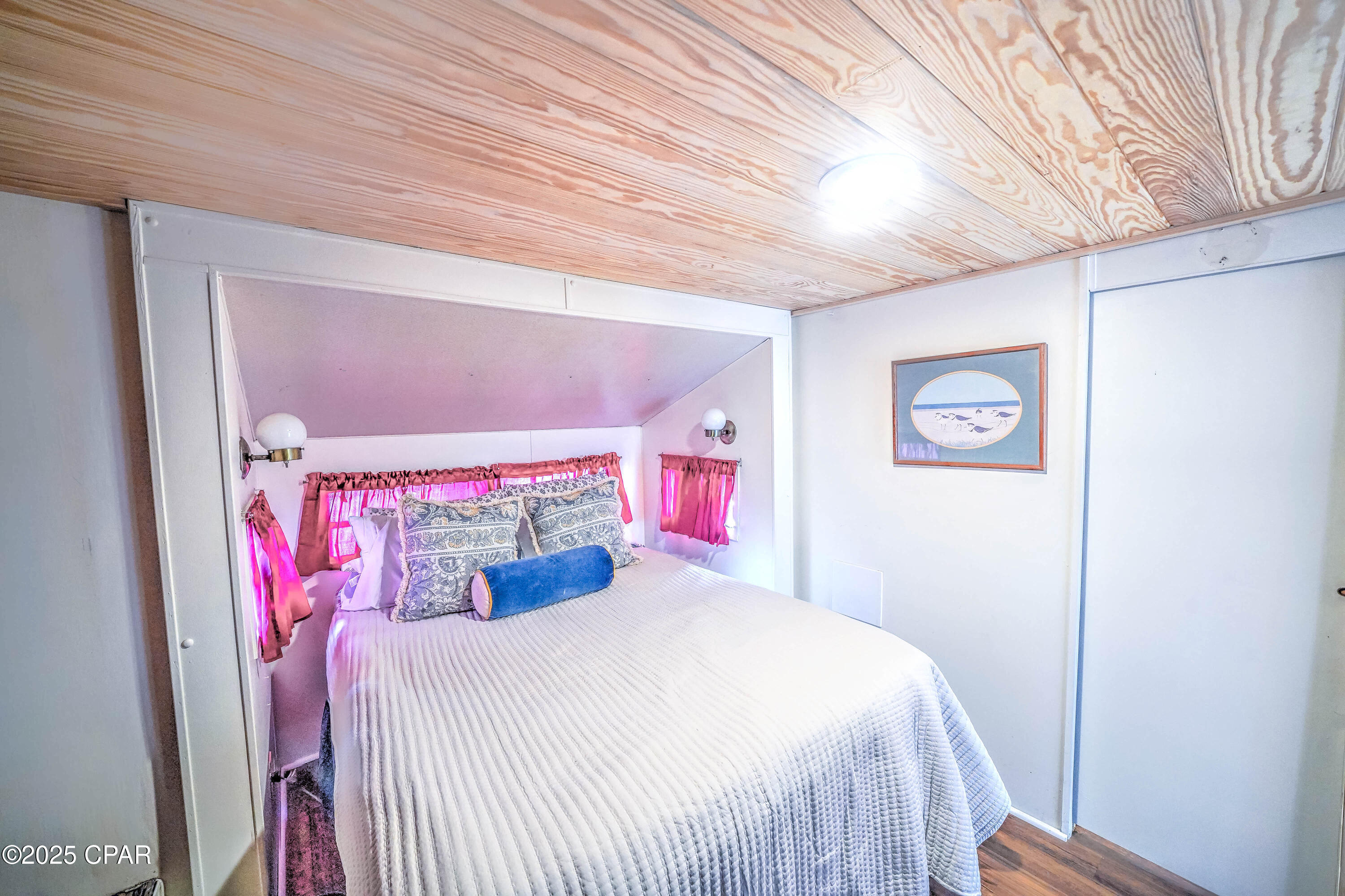 Venture Out Travel Trail - Residential