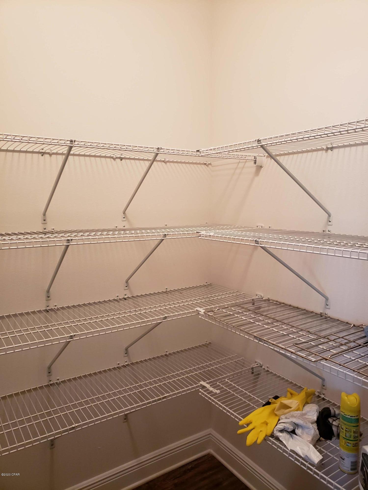 Village of Mill Bayou/Shoreline Village Ph 1C - Residential Lease