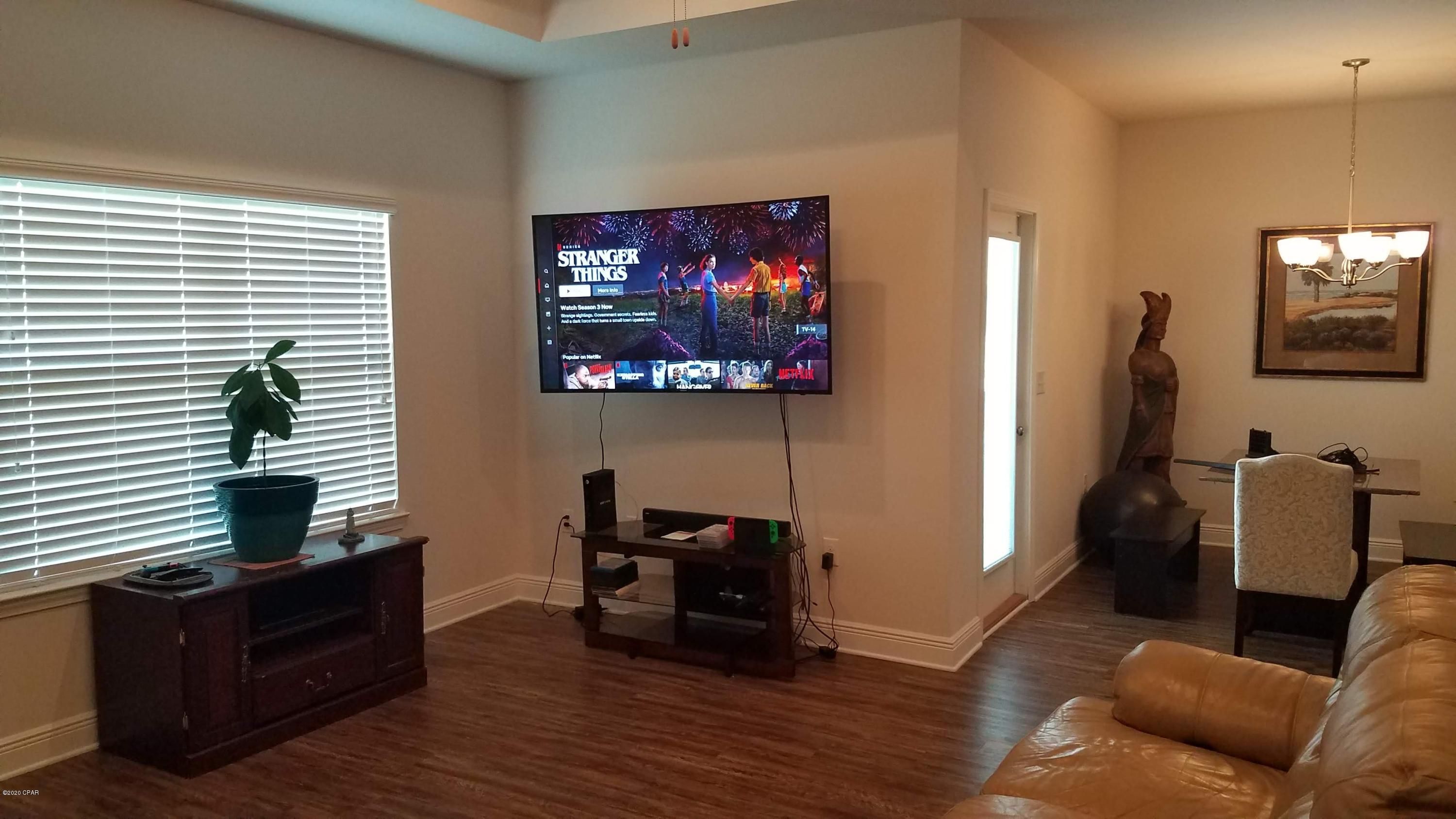 Village of Mill Bayou/Shoreline Village Ph 1C - Residential Lease