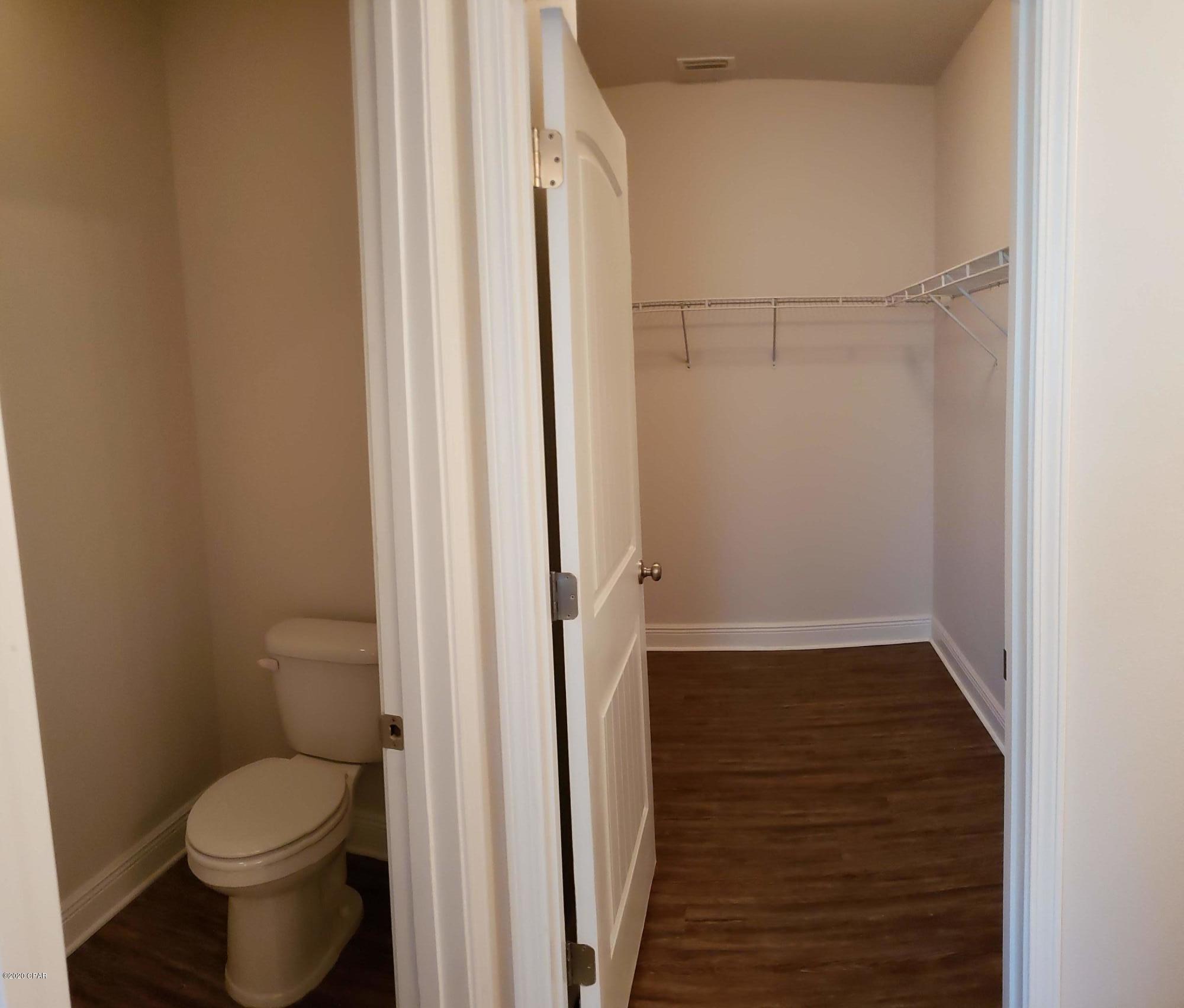 Village of Mill Bayou/Shoreline Village Ph 1C - Residential Lease