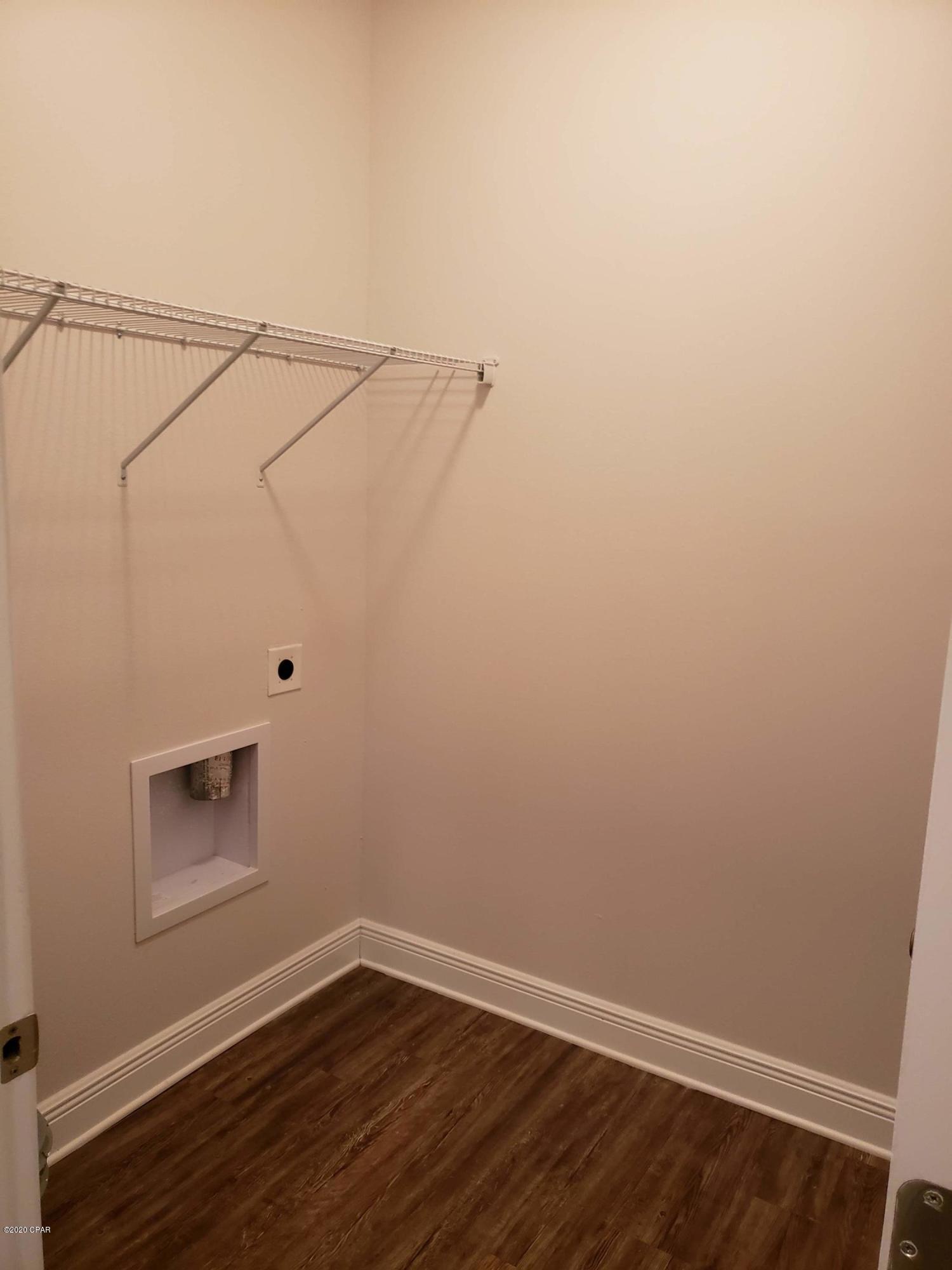 Village of Mill Bayou/Shoreline Village Ph 1C - Residential Lease