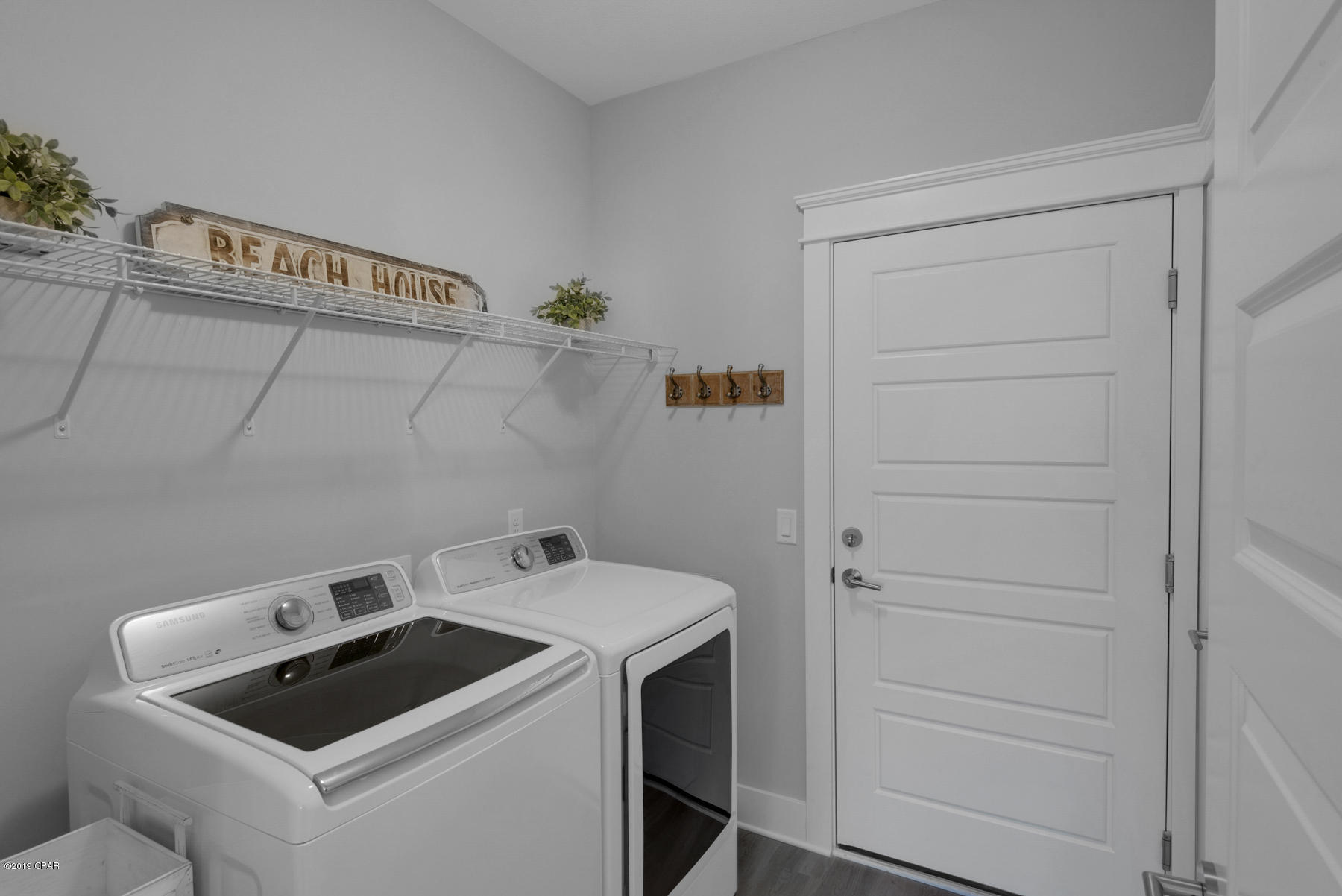 Laguna Beach Plaza - Residential