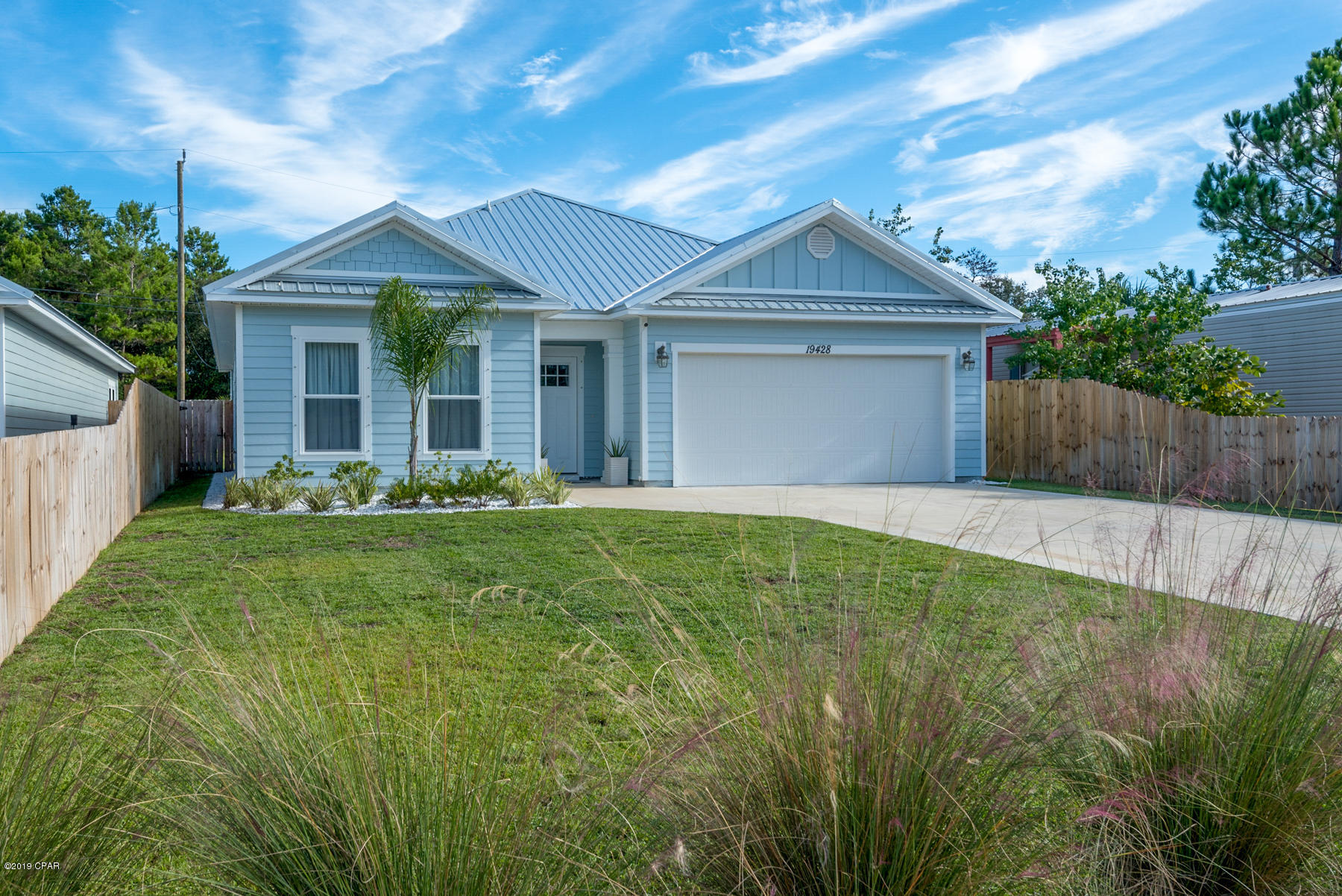 Laguna Beach Plaza - Residential