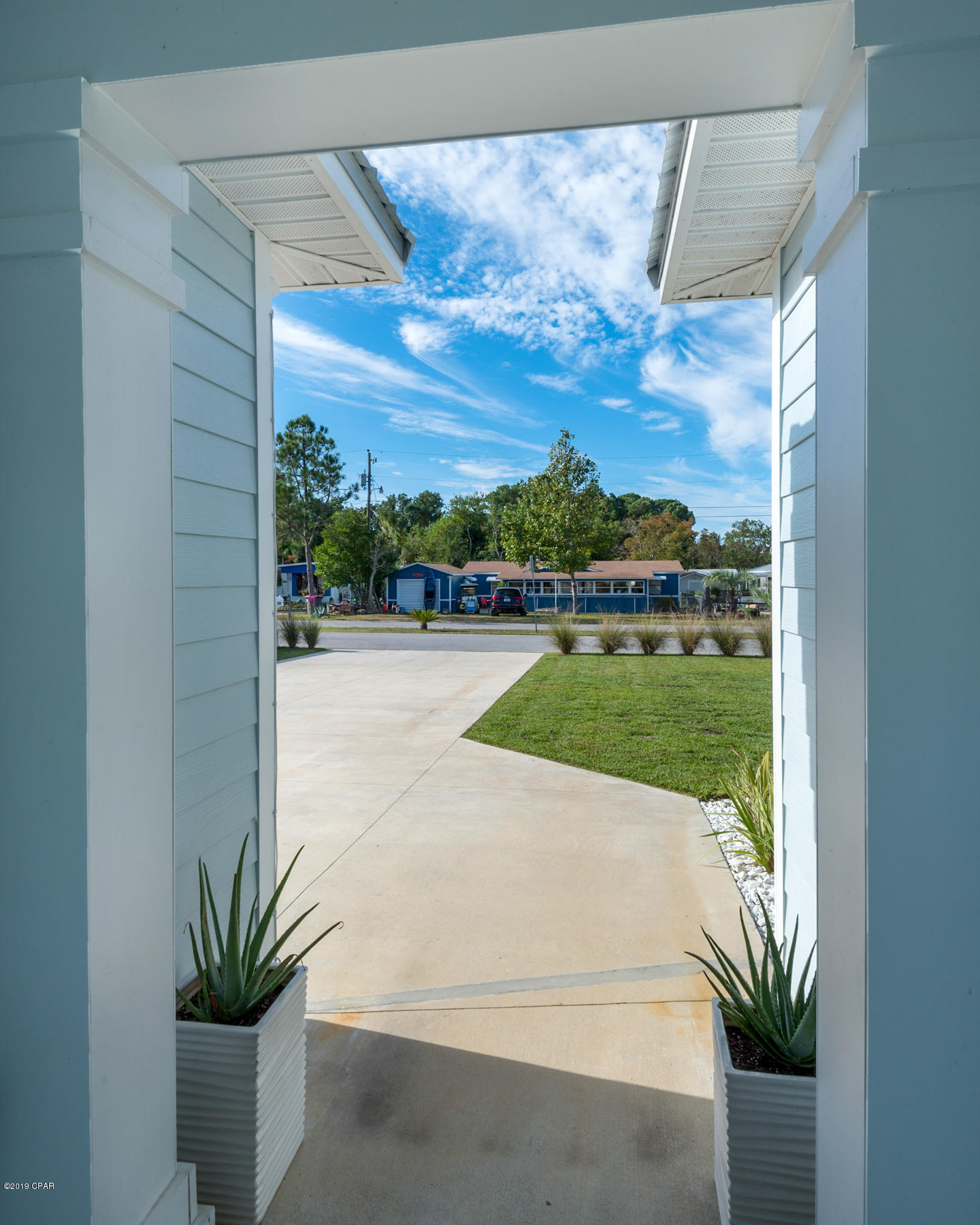 Laguna Beach Plaza - Residential