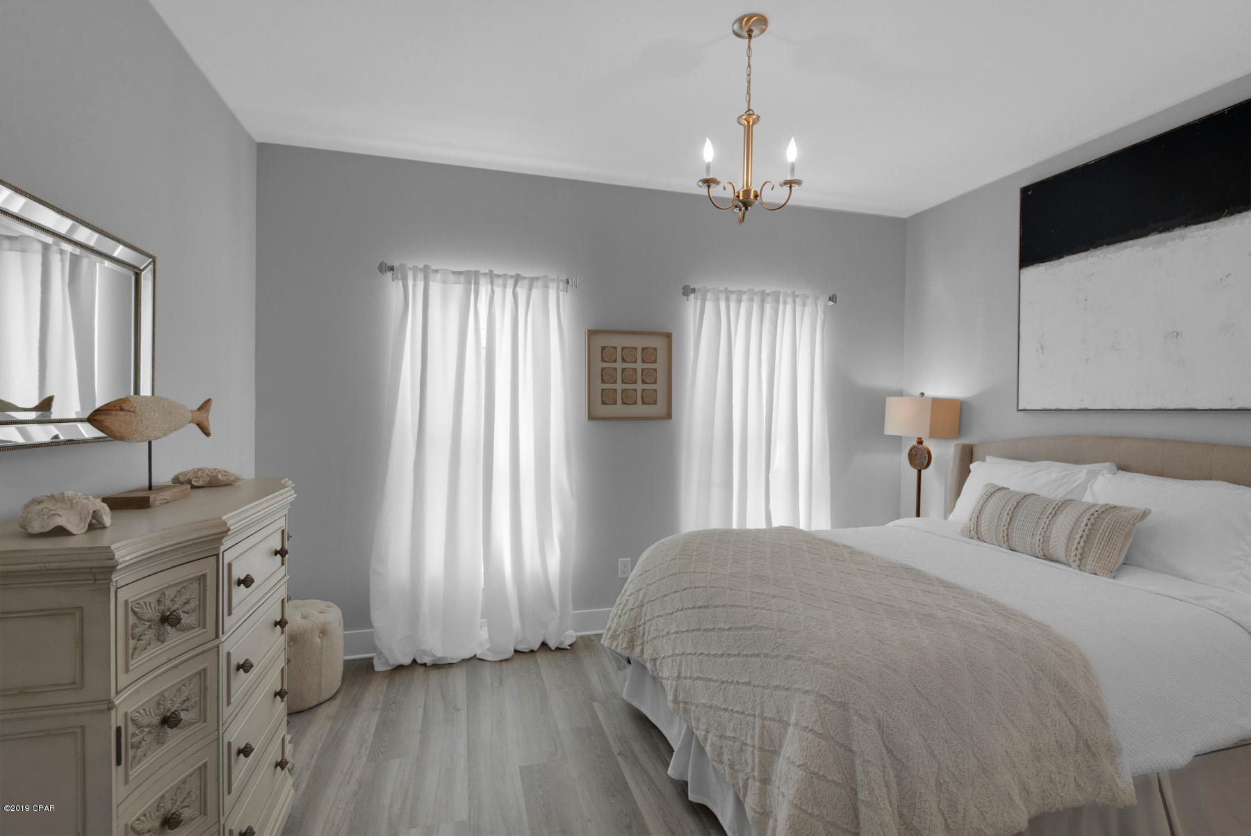 Laguna Beach Plaza - Residential