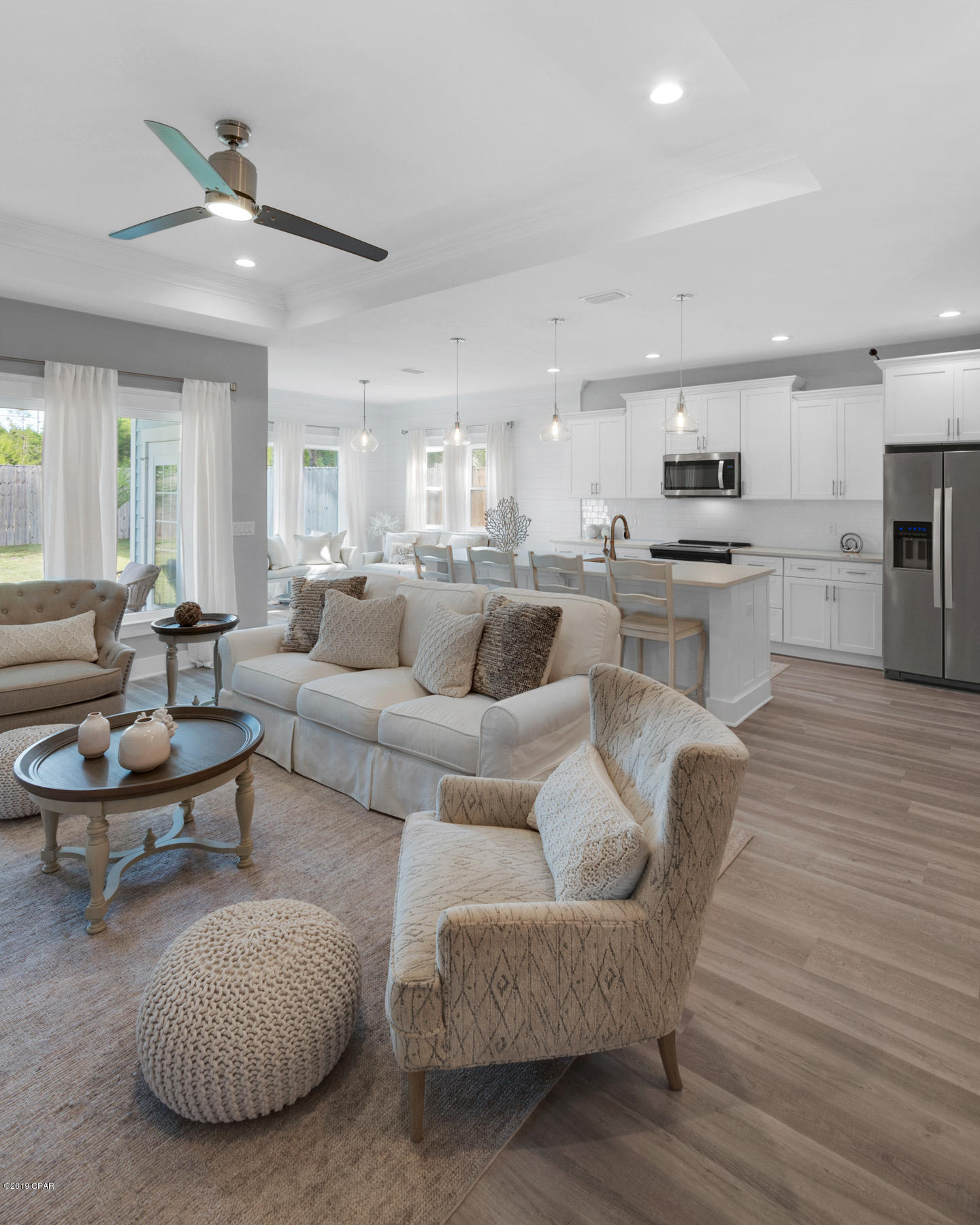 Laguna Beach Plaza - Residential