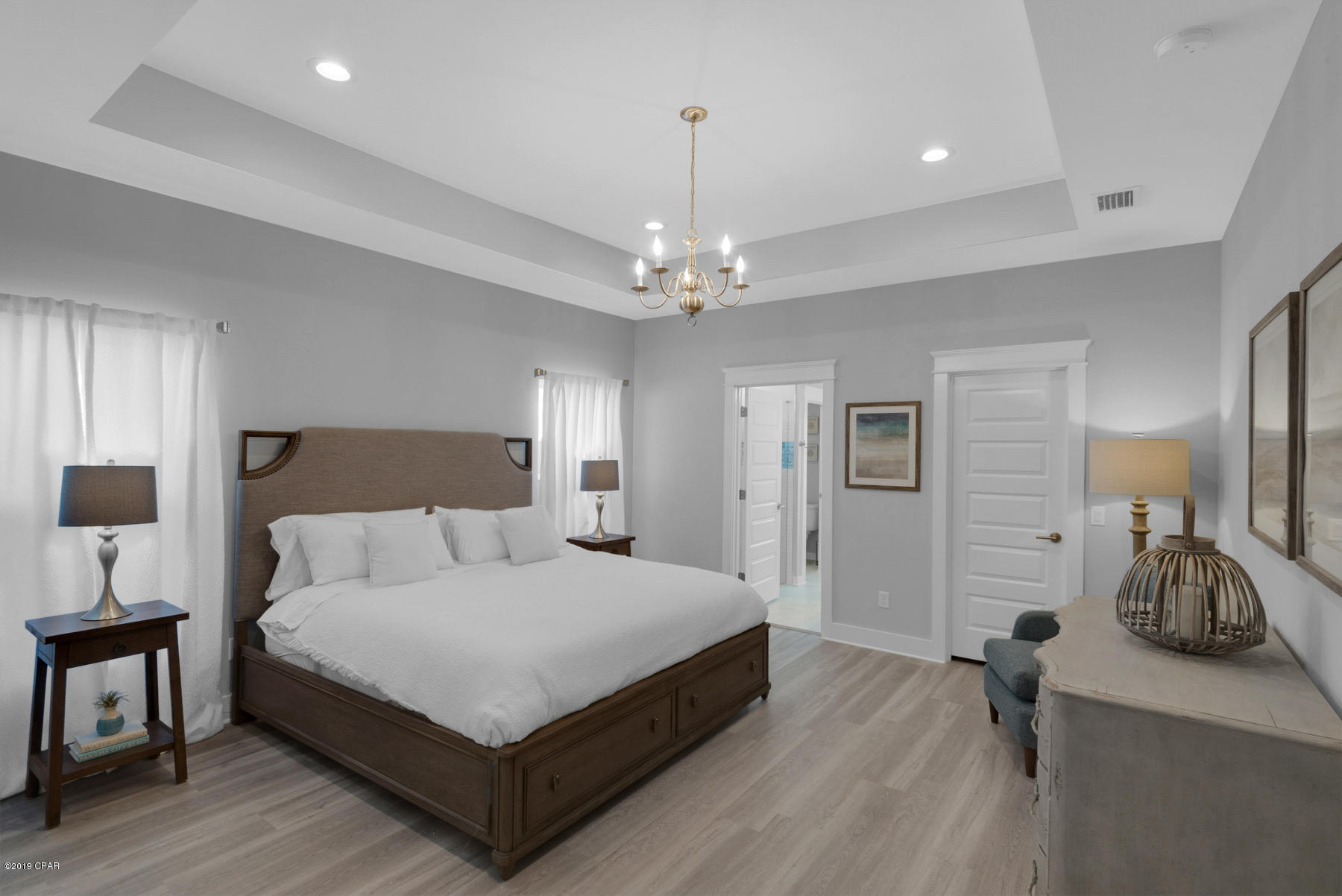 Laguna Beach Plaza - Residential